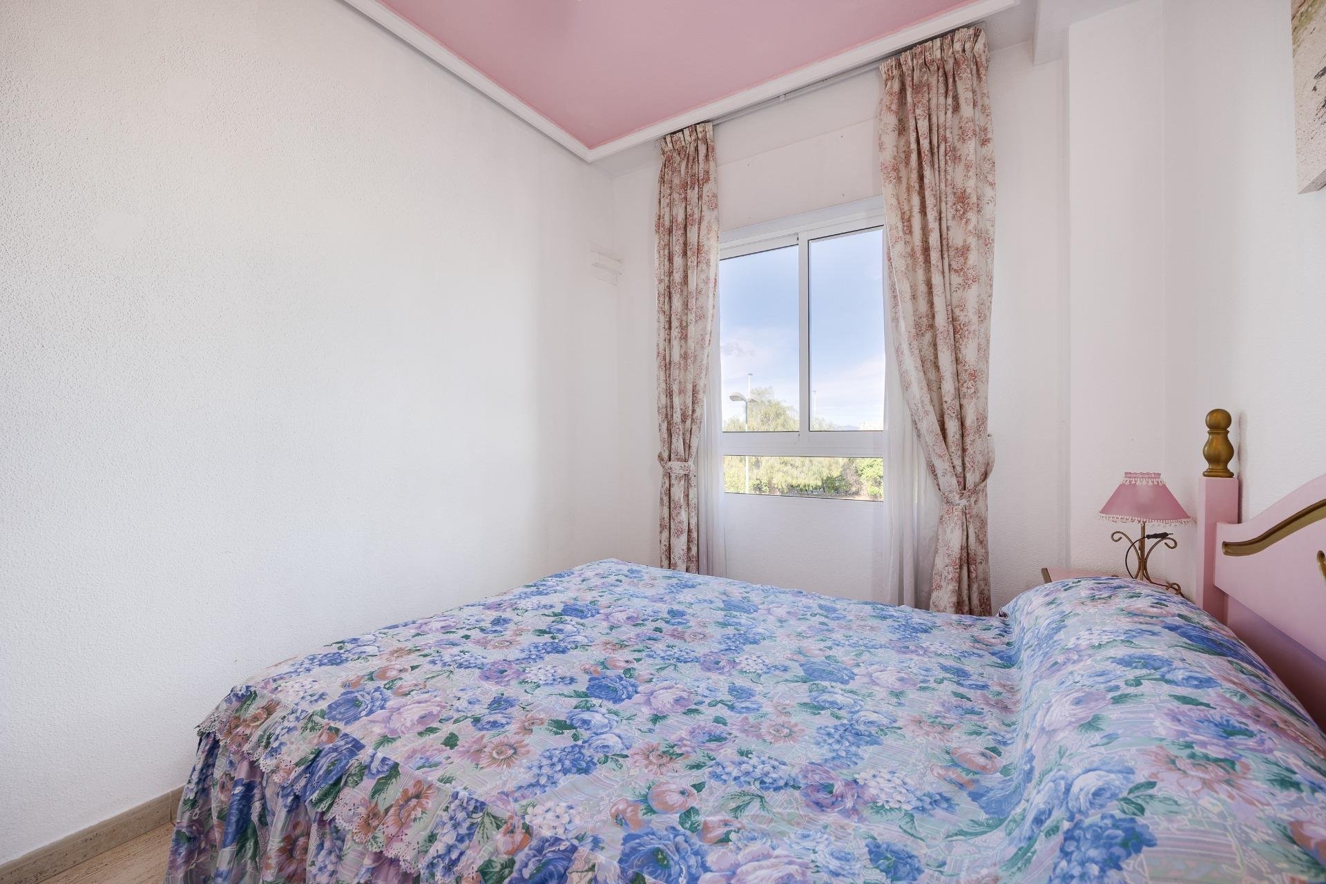 Segunda mano - Apartamento -
Torrevieja - Acequion