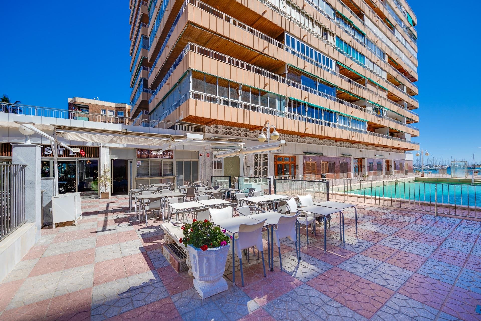 Segunda mano - Apartamento -
Torrevieja - Acequion