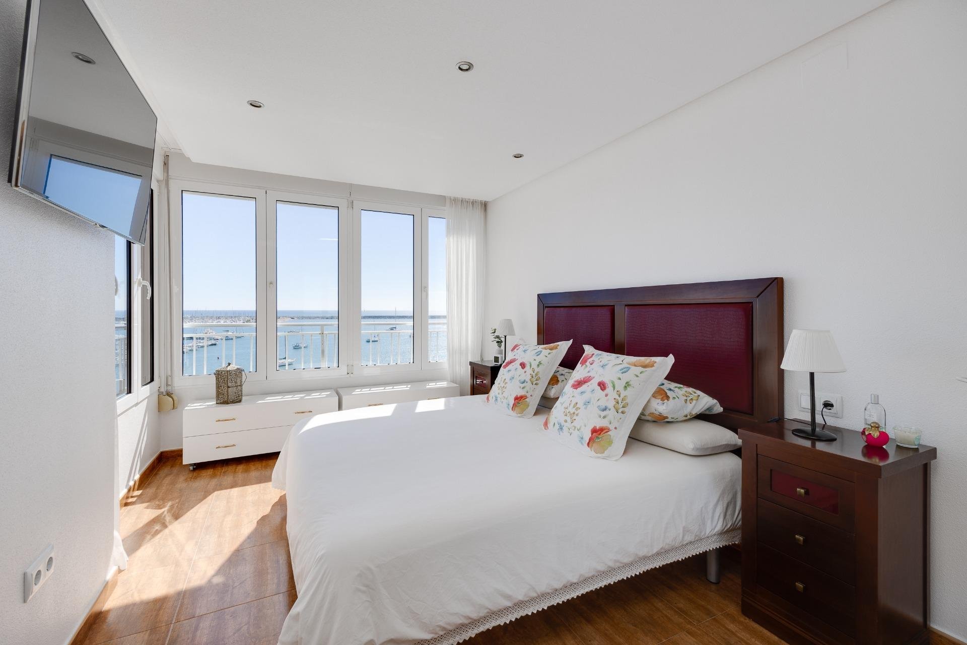 Segunda mano - Apartamento -
Torrevieja - Acequion