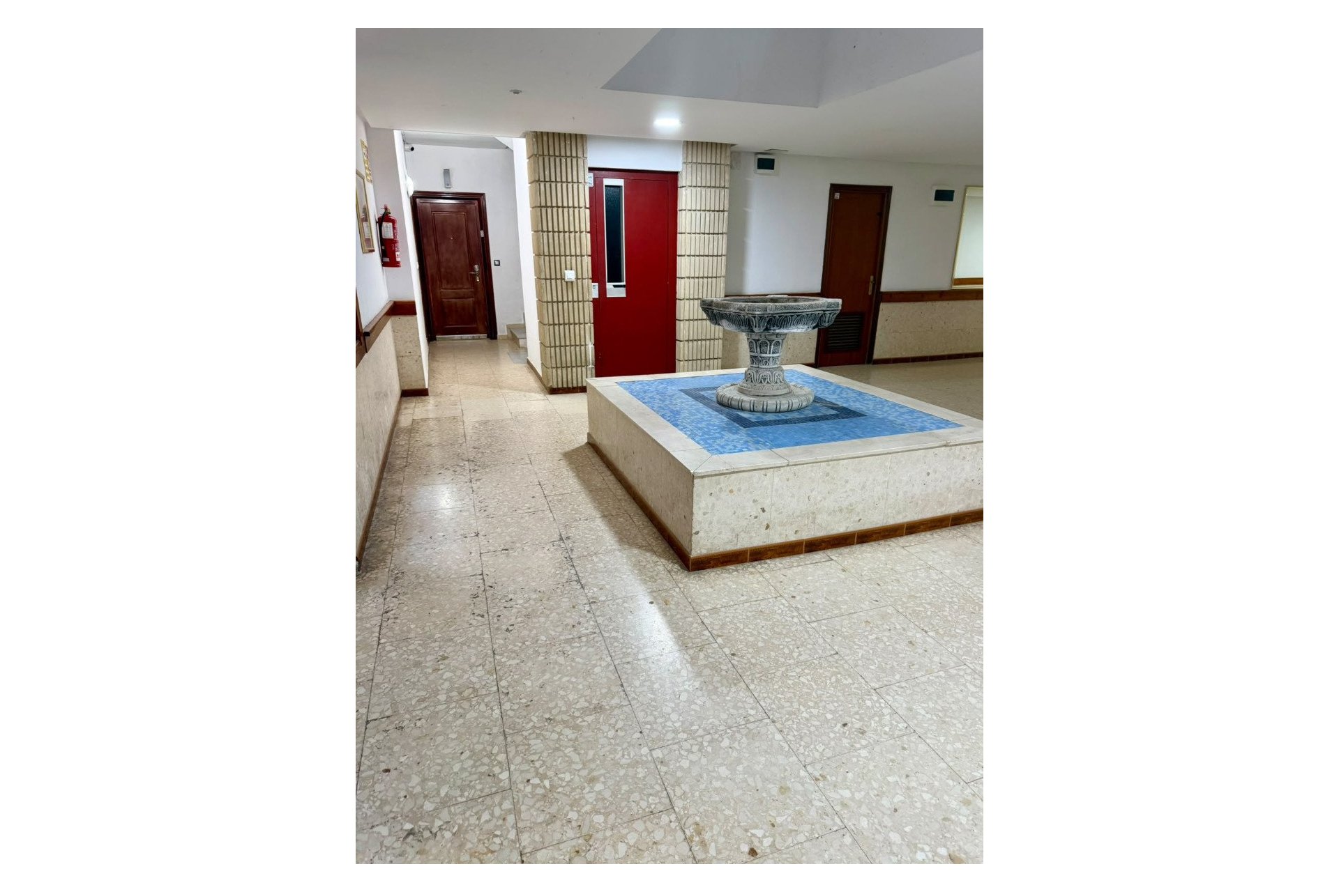 Segunda mano - Apartamento -
Torrevieja Centro - Torrevieja