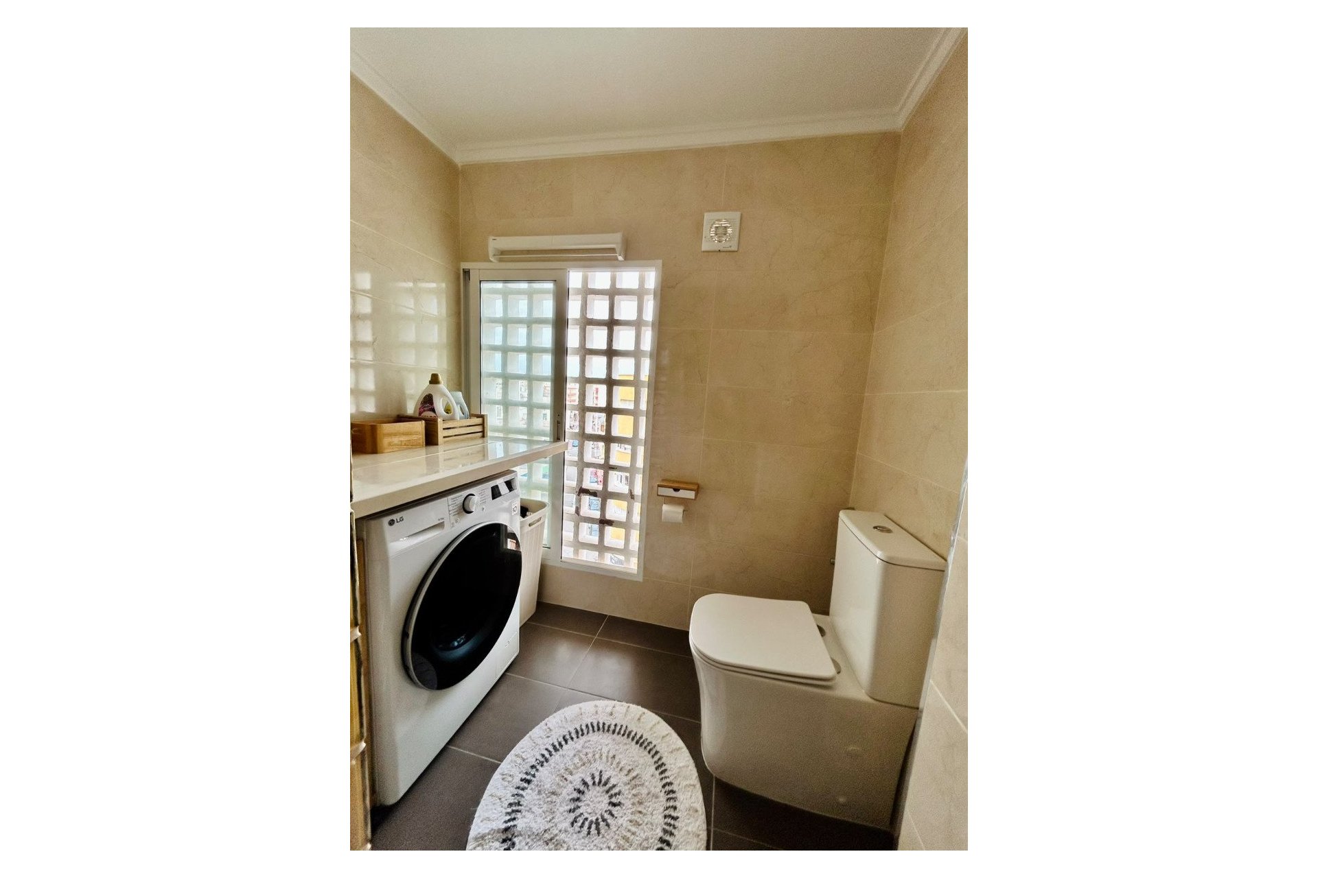 Segunda mano - Apartamento -
Torrevieja Centro - Torrevieja