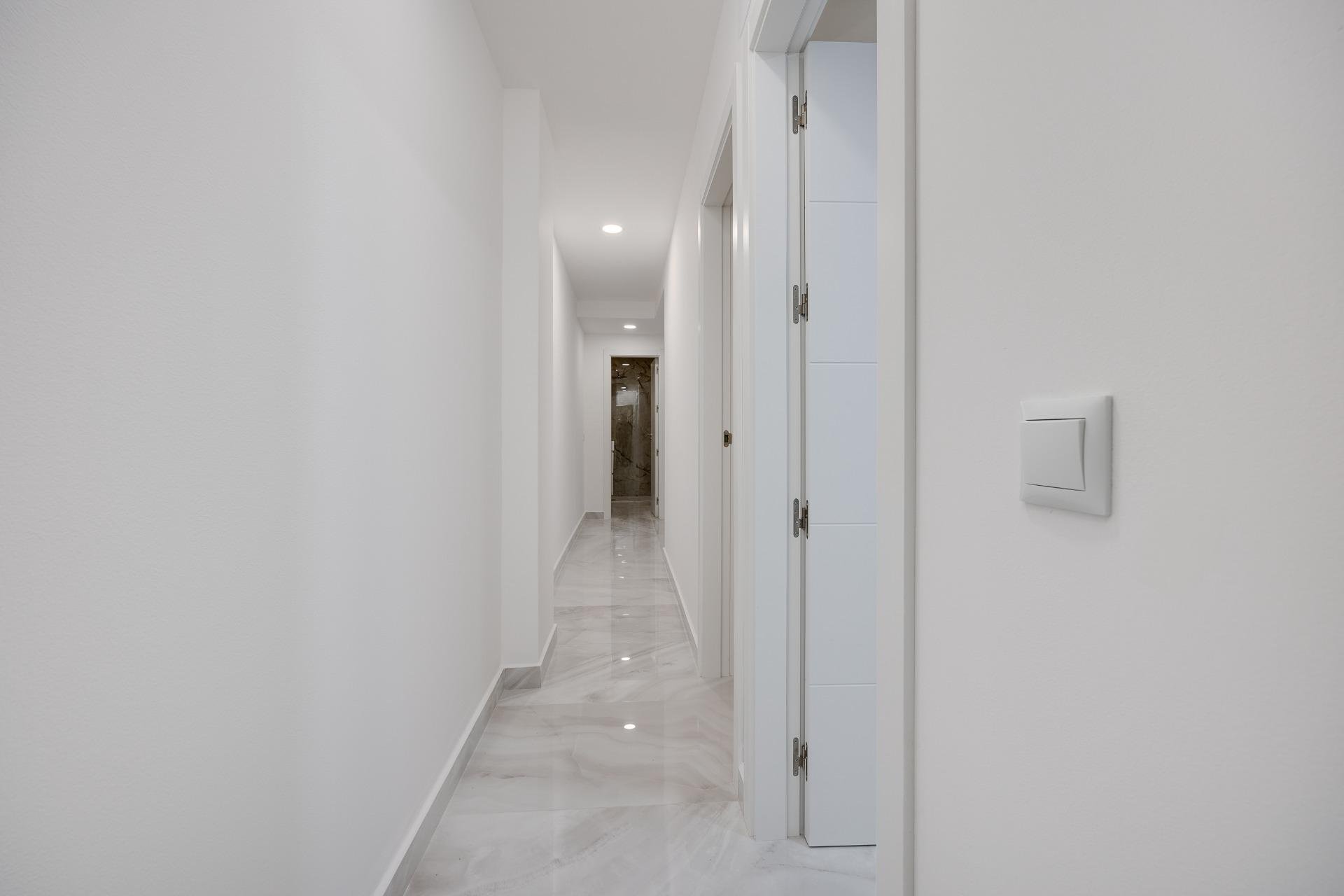 Segunda mano - Apartamento -
Torrevieja - Centro
