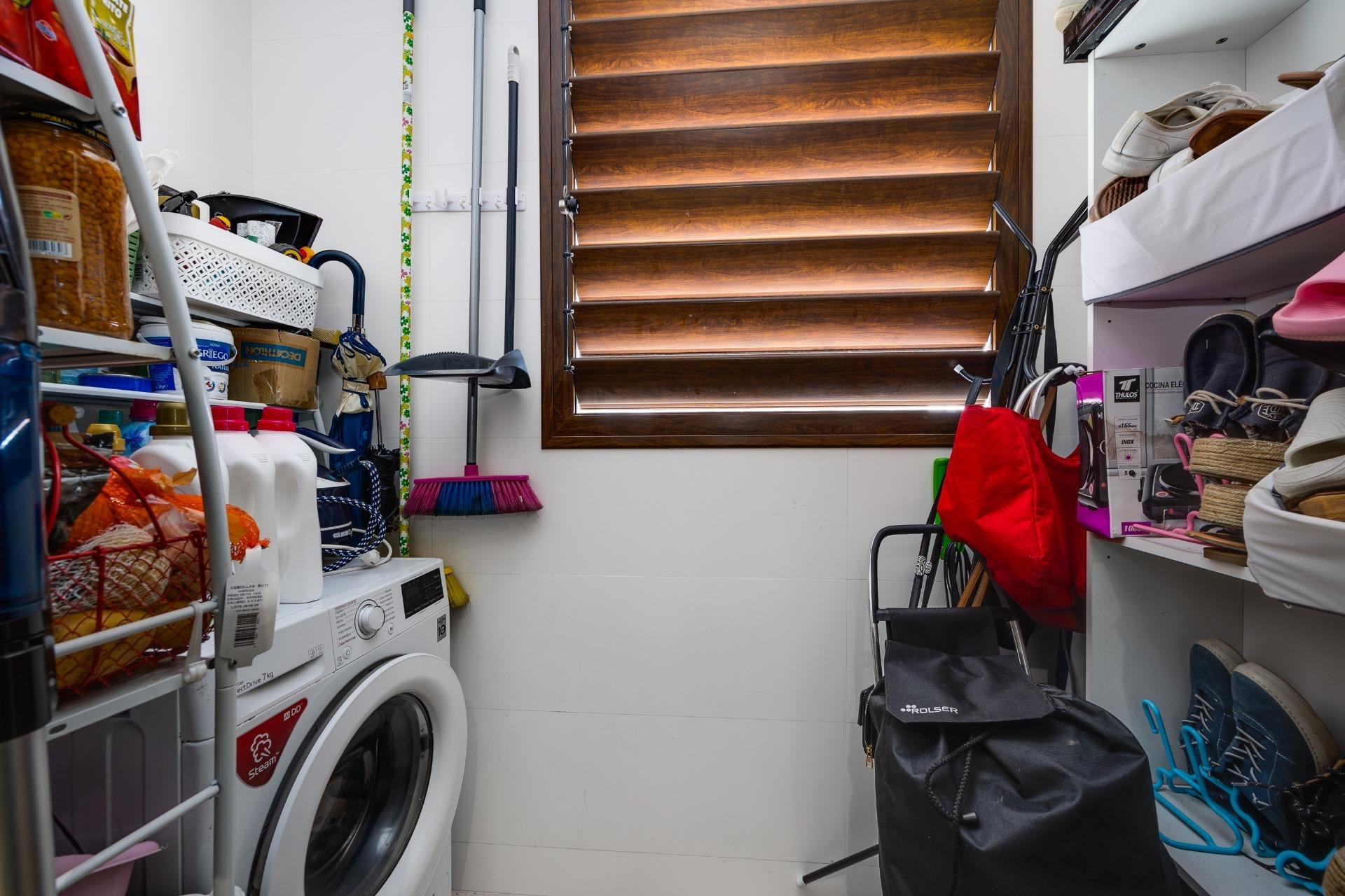 Segunda mano - Apartamento -
Torrevieja - Centro