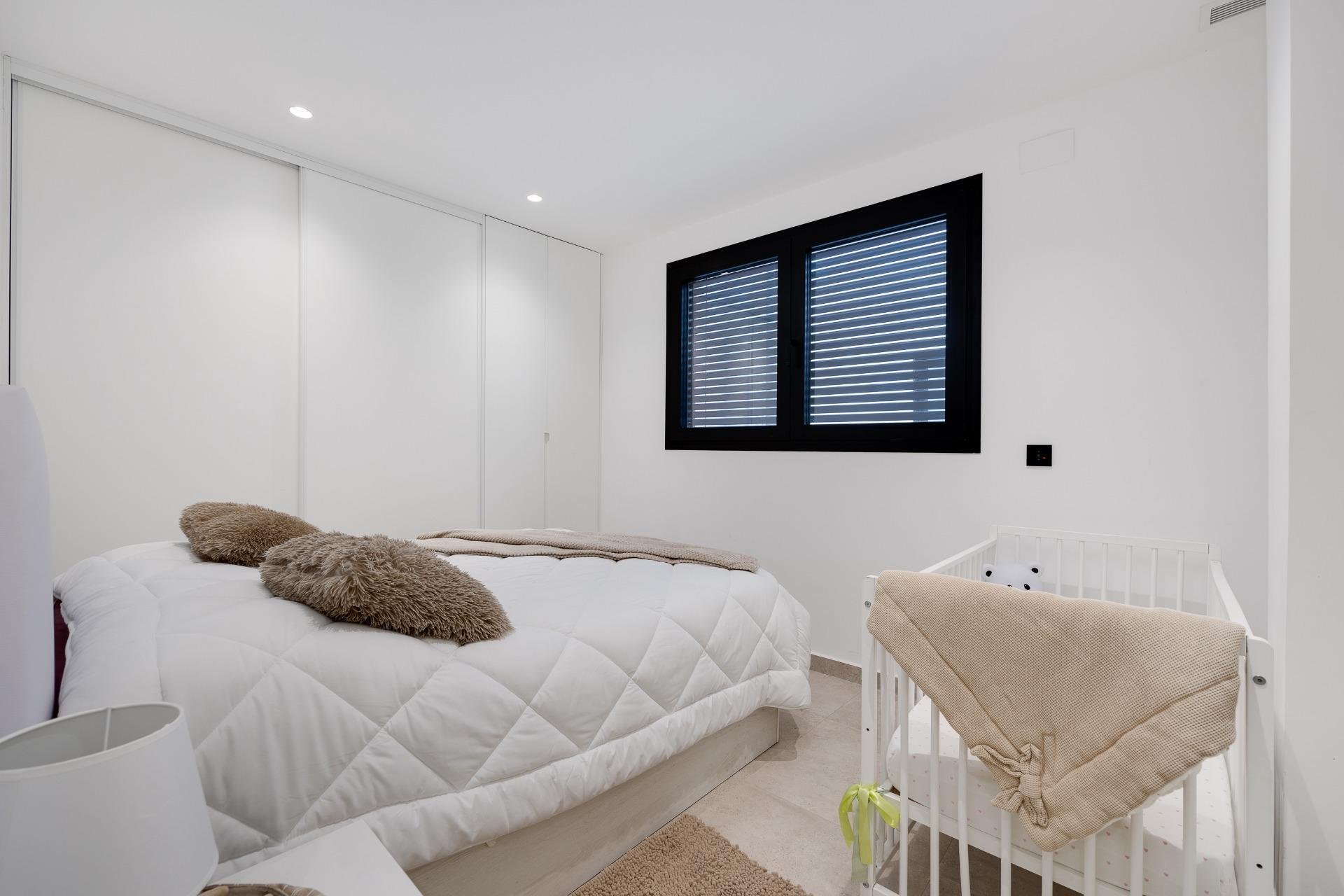 Segunda mano - Apartamento -
Torrevieja - Centro