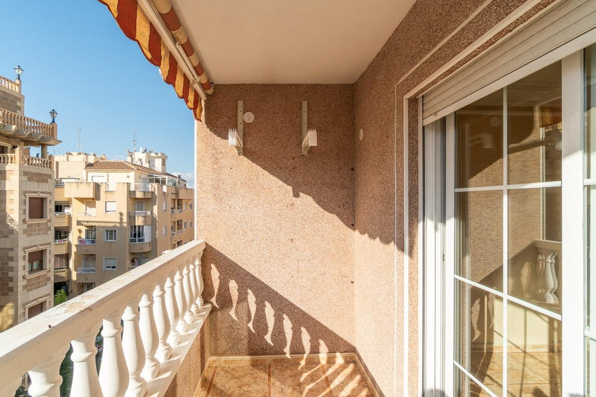 Segunda mano - Apartamento -
Torrevieja - Centro