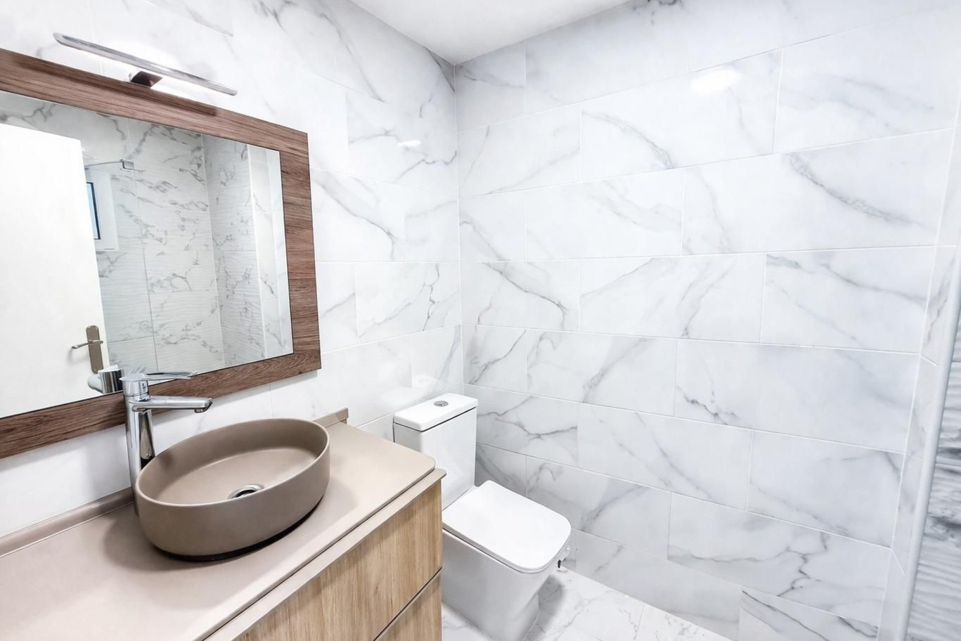 Segunda mano - Apartamento -
Torrevieja - Centro