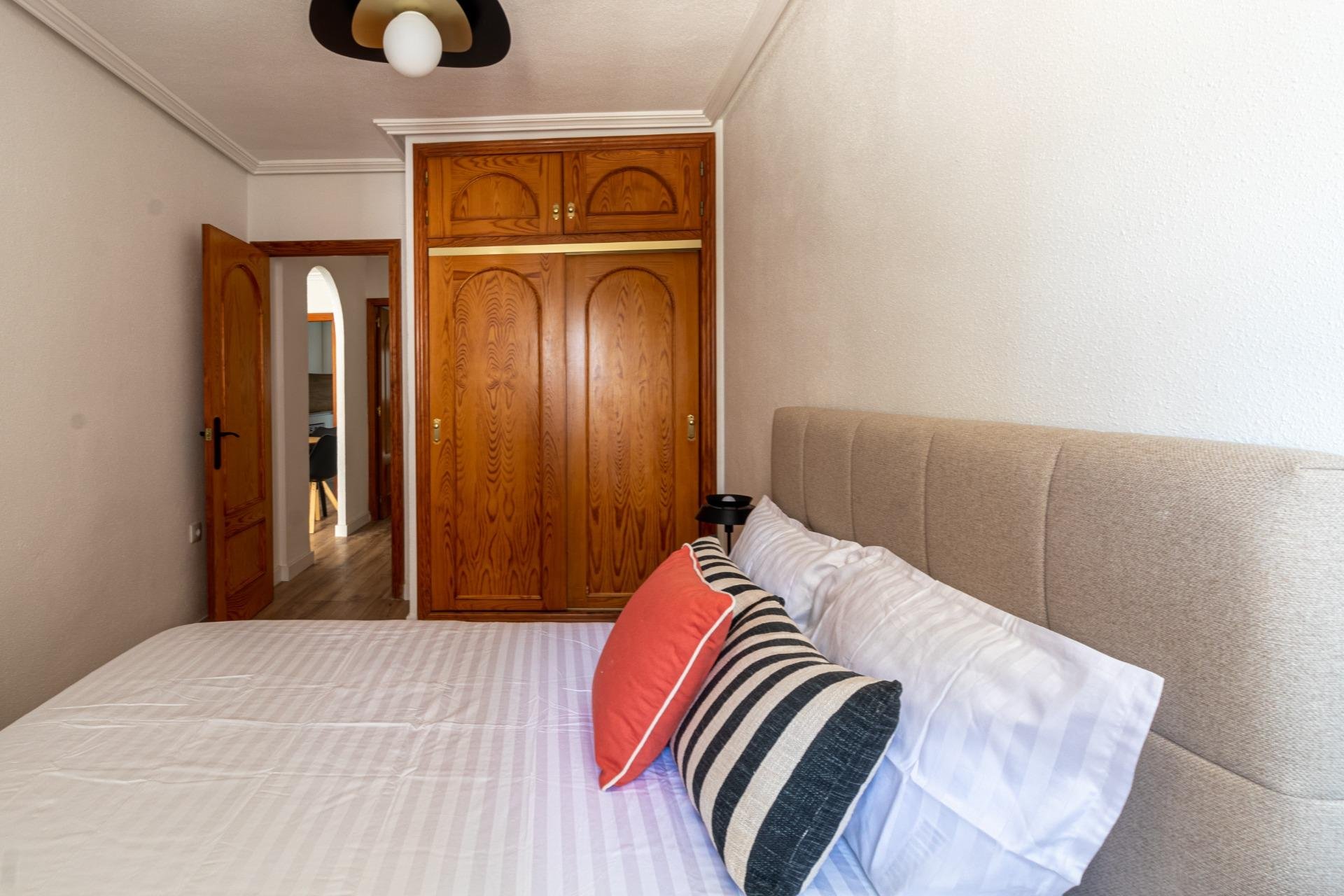 Segunda mano - Apartamento -
Torrevieja - La Mata pueblo
