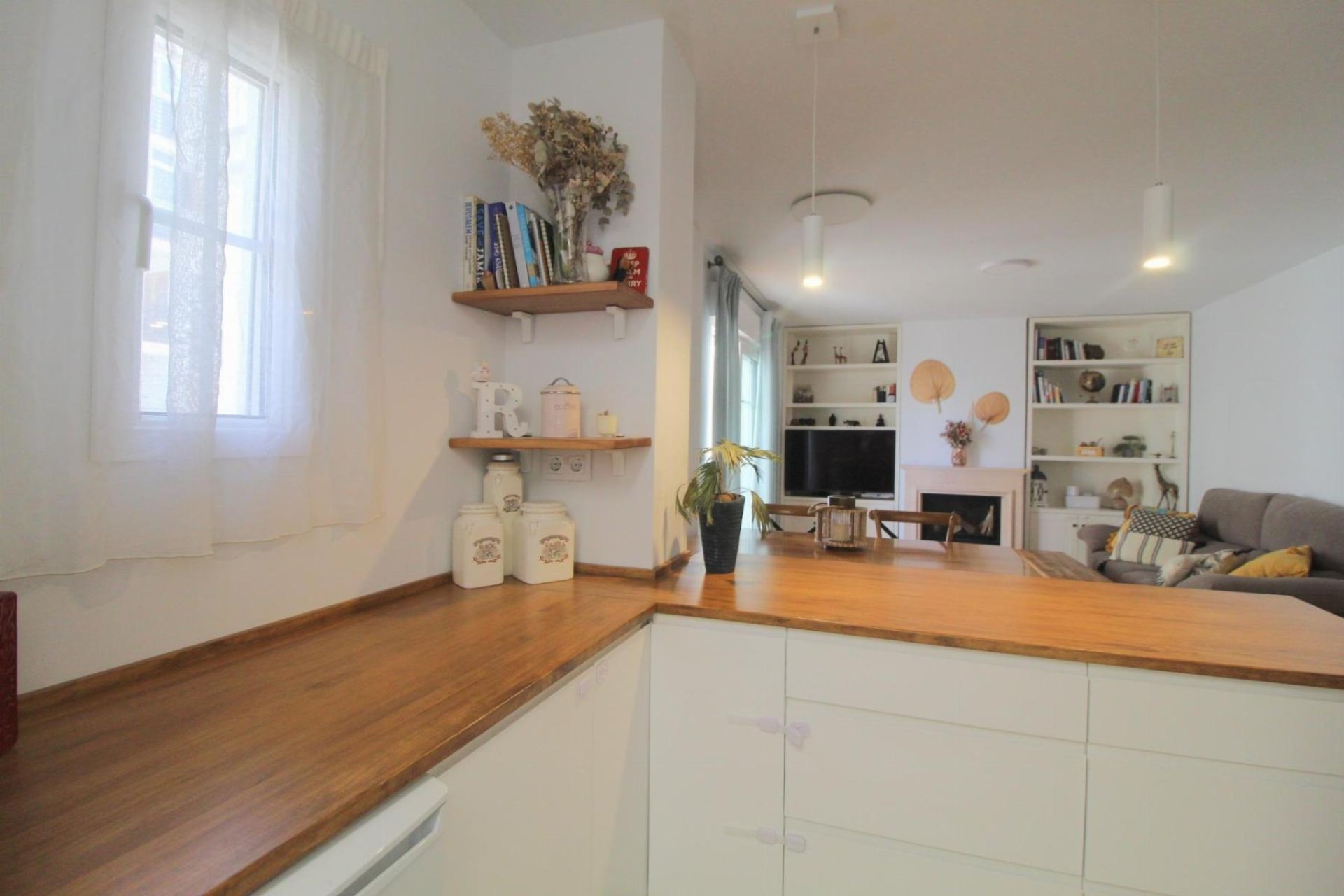 Segunda mano - Apartamento -
Torrevieja - La Veleta