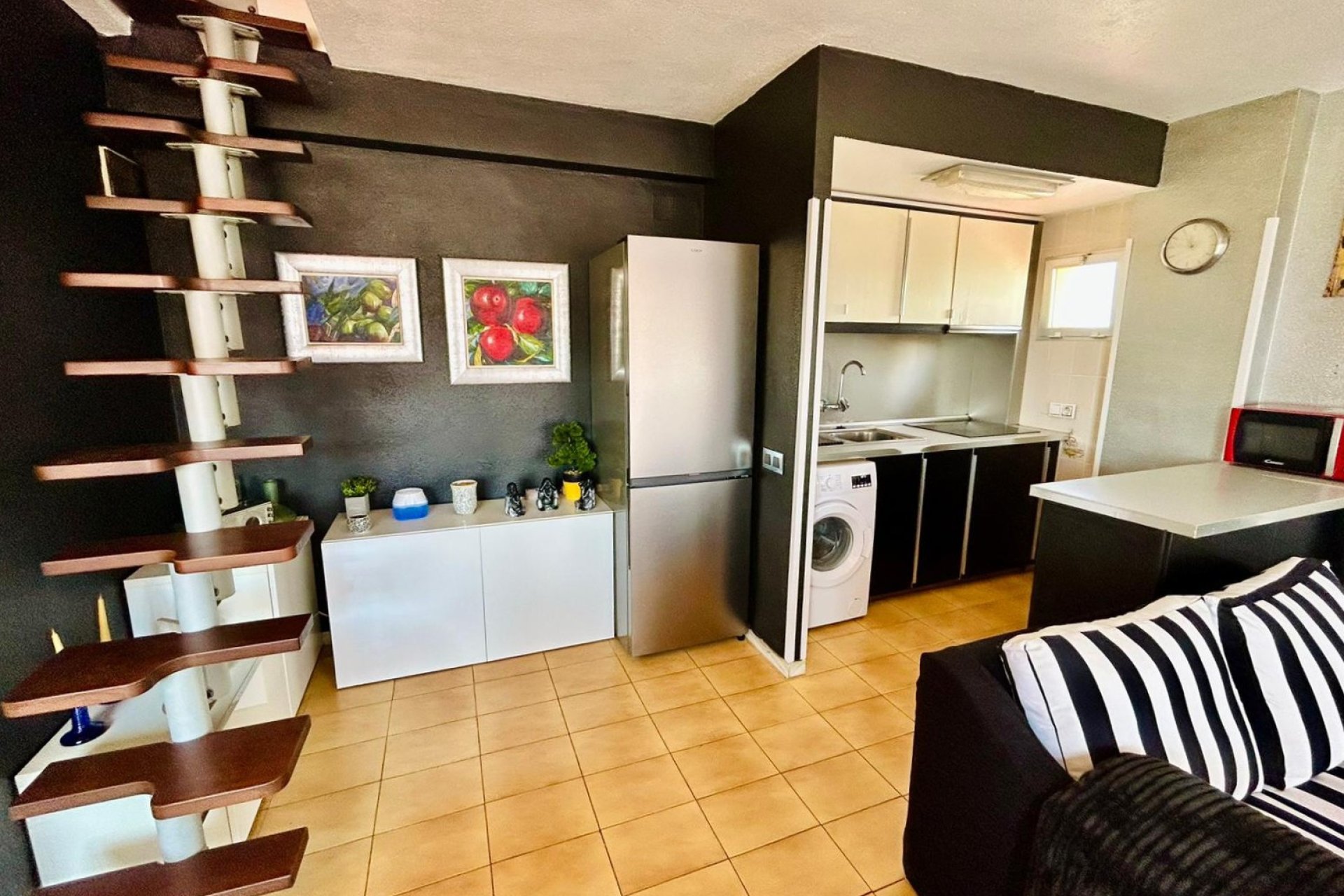 Segunda mano - Apartamento -
Torrevieja - La Veleta