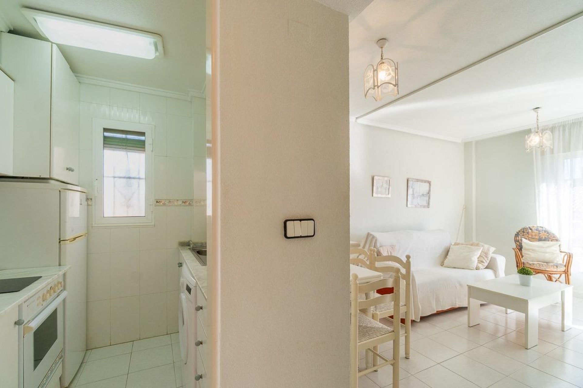 Segunda mano - Apartamento -
Torrevieja - Los Frutales