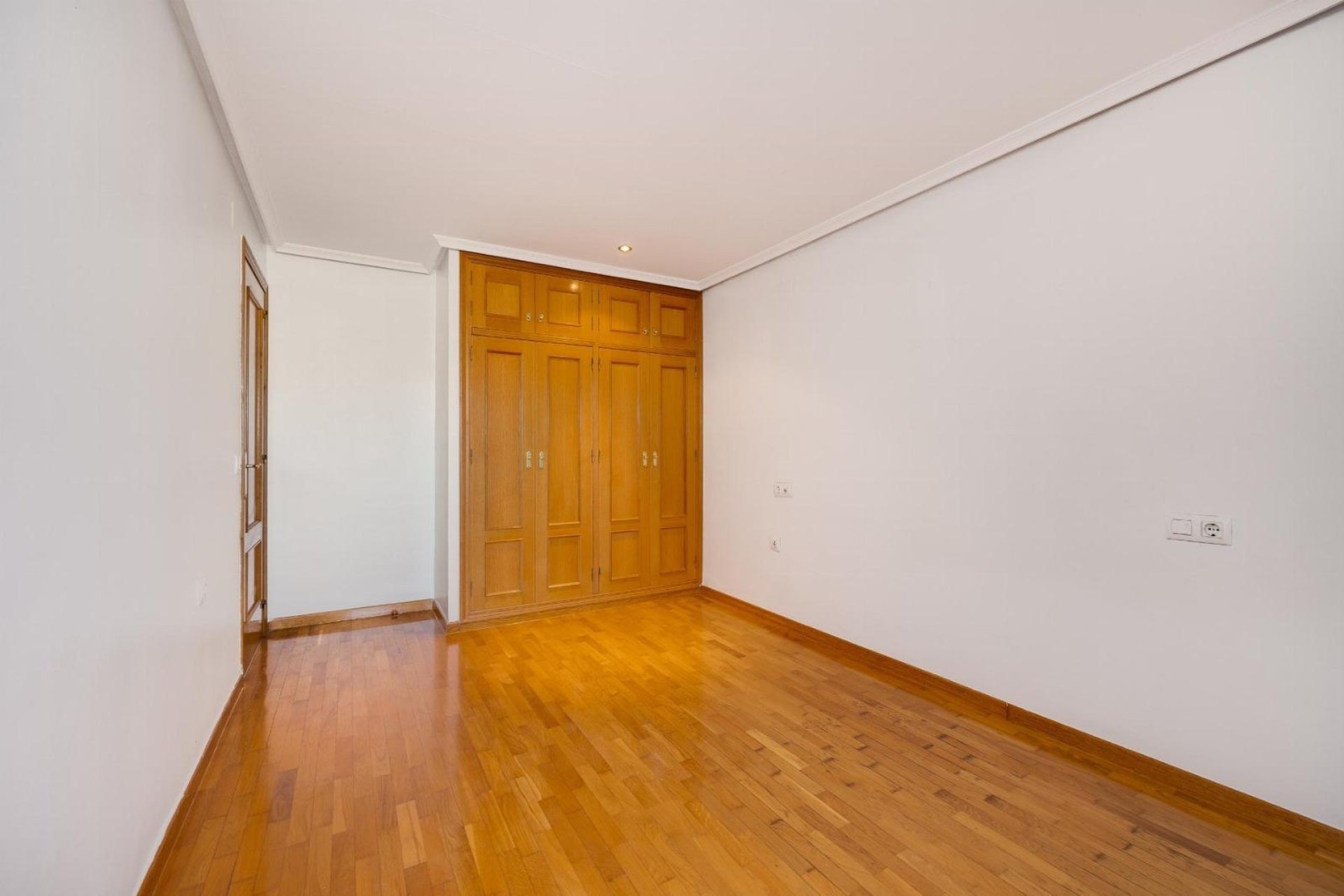 Segunda mano - Apartamento -
Torrevieja - Paseo maritimo