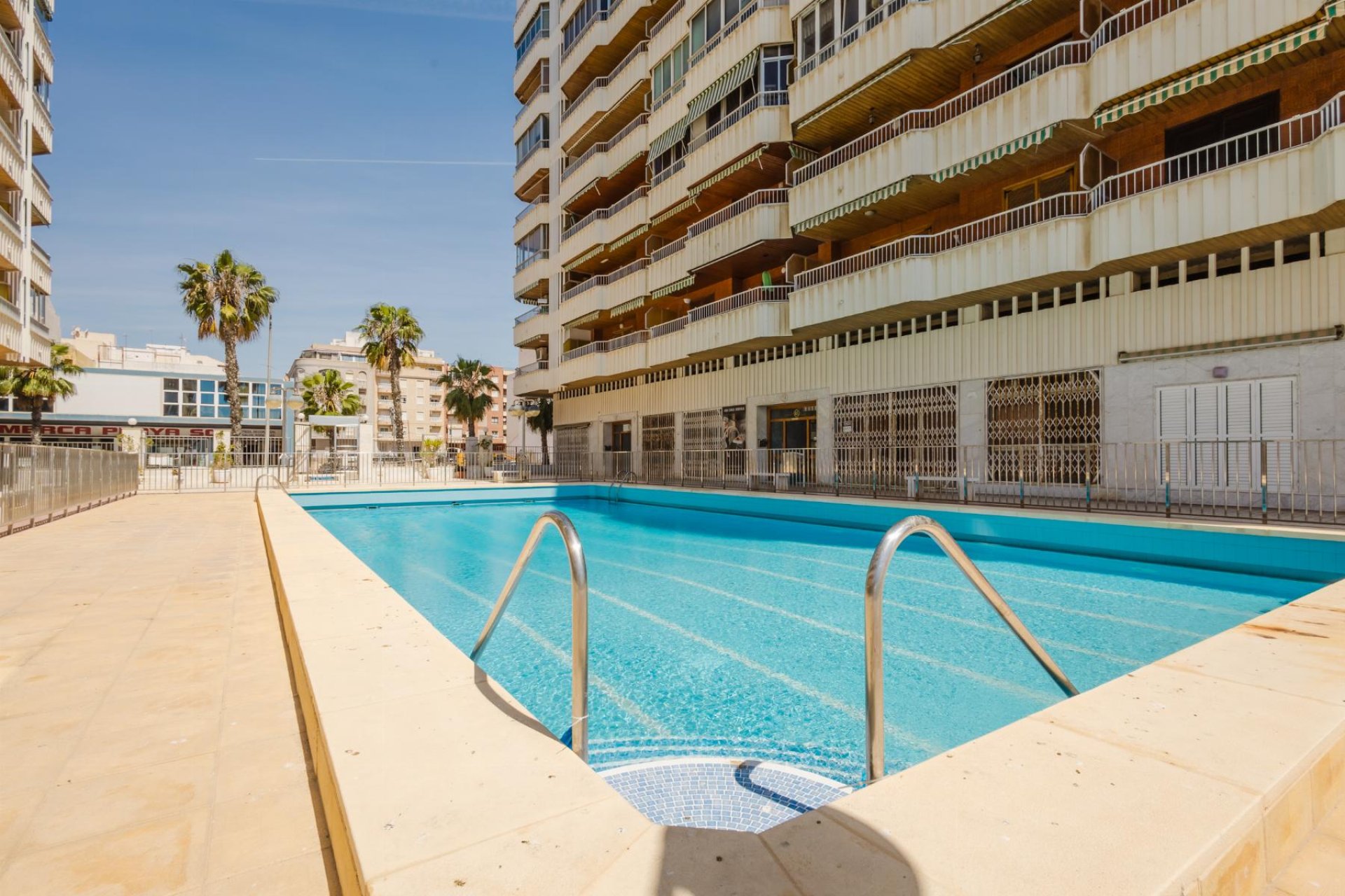 Segunda mano - Apartamento -
Torrevieja - Playa de La Acequion