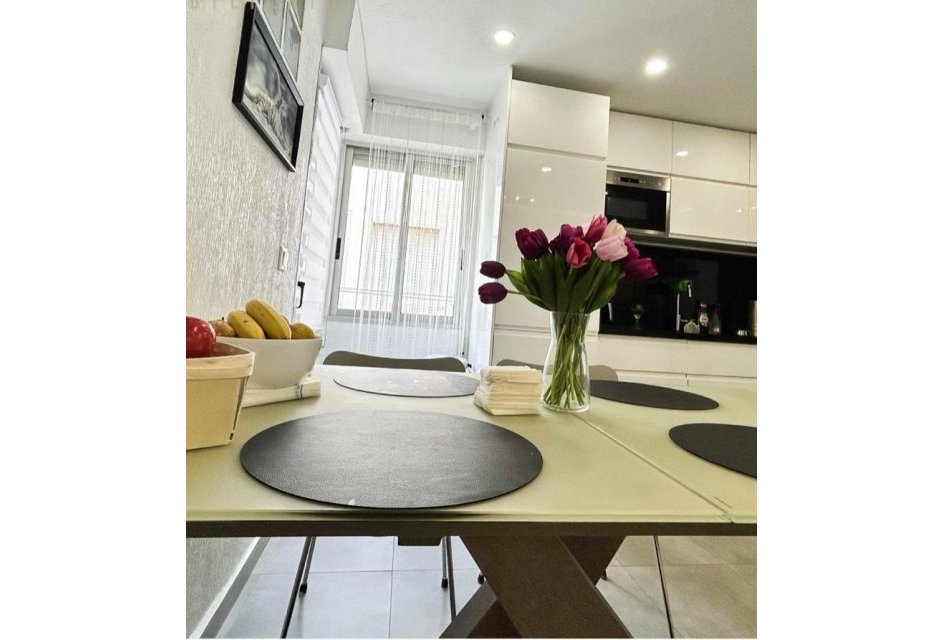 Segunda mano - Apartamento -
Torrevieja - Playa de los Locos
