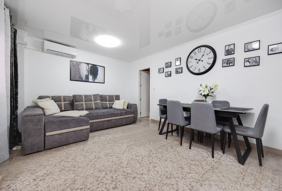 Segunda mano - Apartamento -
Torrevieja - Playa de los Locos