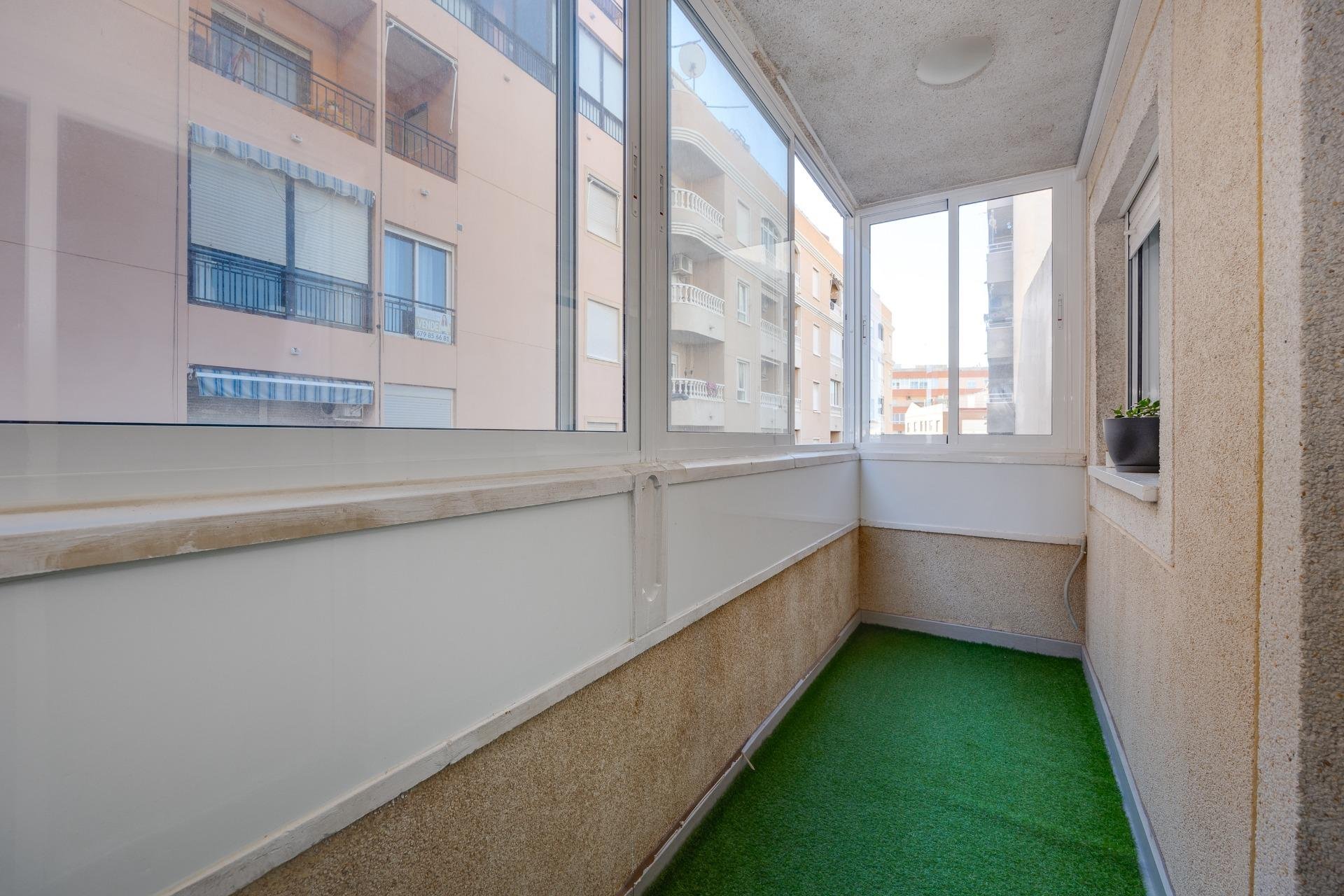 Segunda mano - Apartamento -
Torrevieja - Playa de los Locos