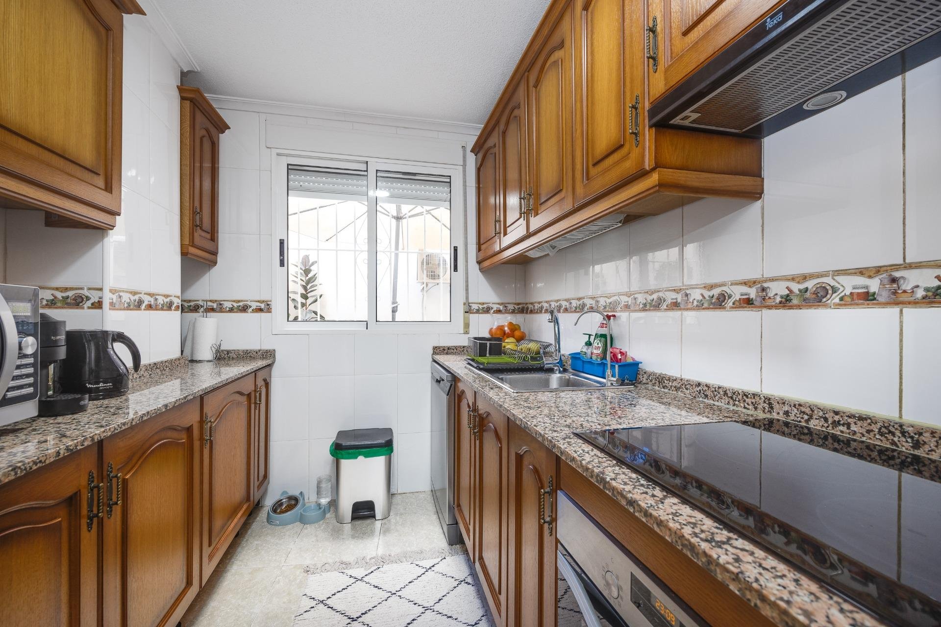 Segunda mano - Apartamento -
Torrevieja - Playa de los Locos