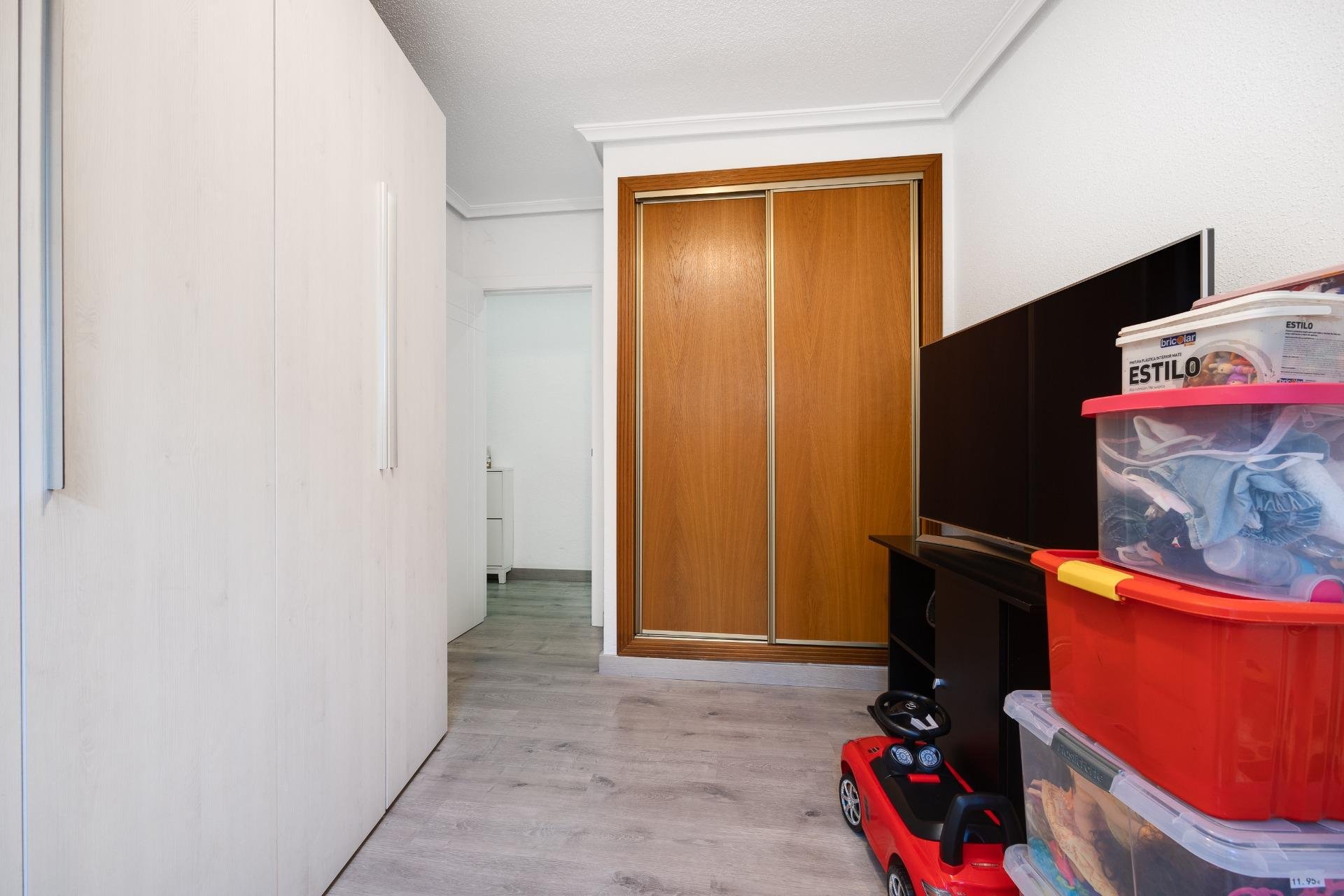 Segunda mano - Apartamento -
Torrevieja - Playa de los Locos