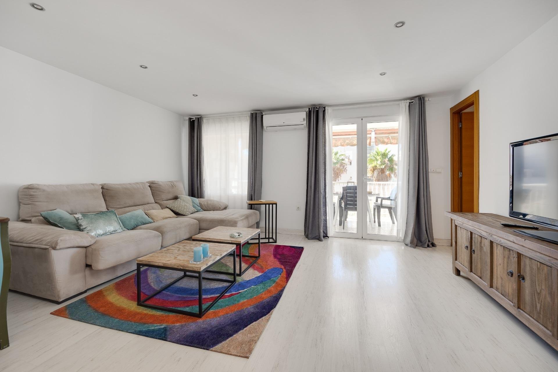 Segunda mano - Apartamento -
Torrevieja - Playa de los Naufragos