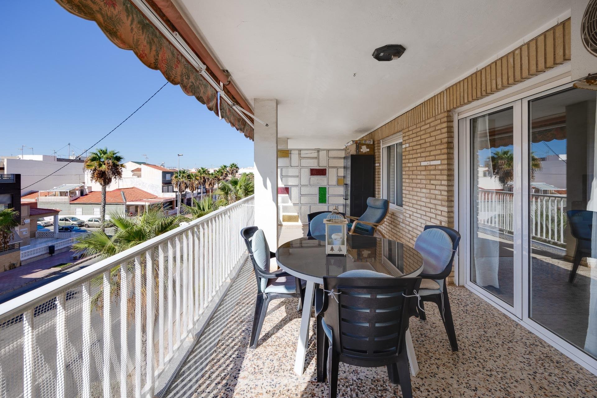 Segunda mano - Apartamento -
Torrevieja - Playa de los Naufragos