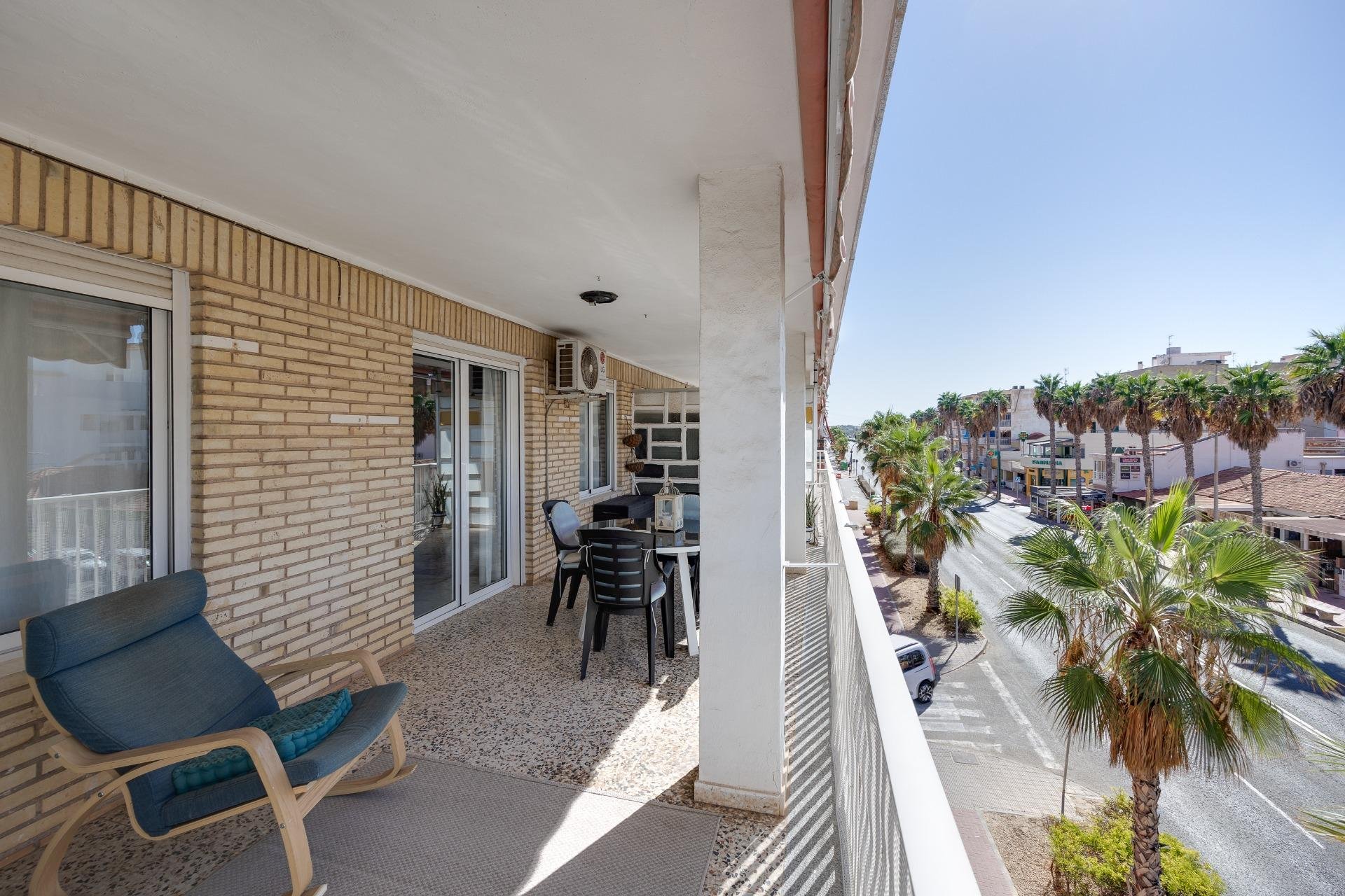 Segunda mano - Apartamento -
Torrevieja - Playa de los Naufragos