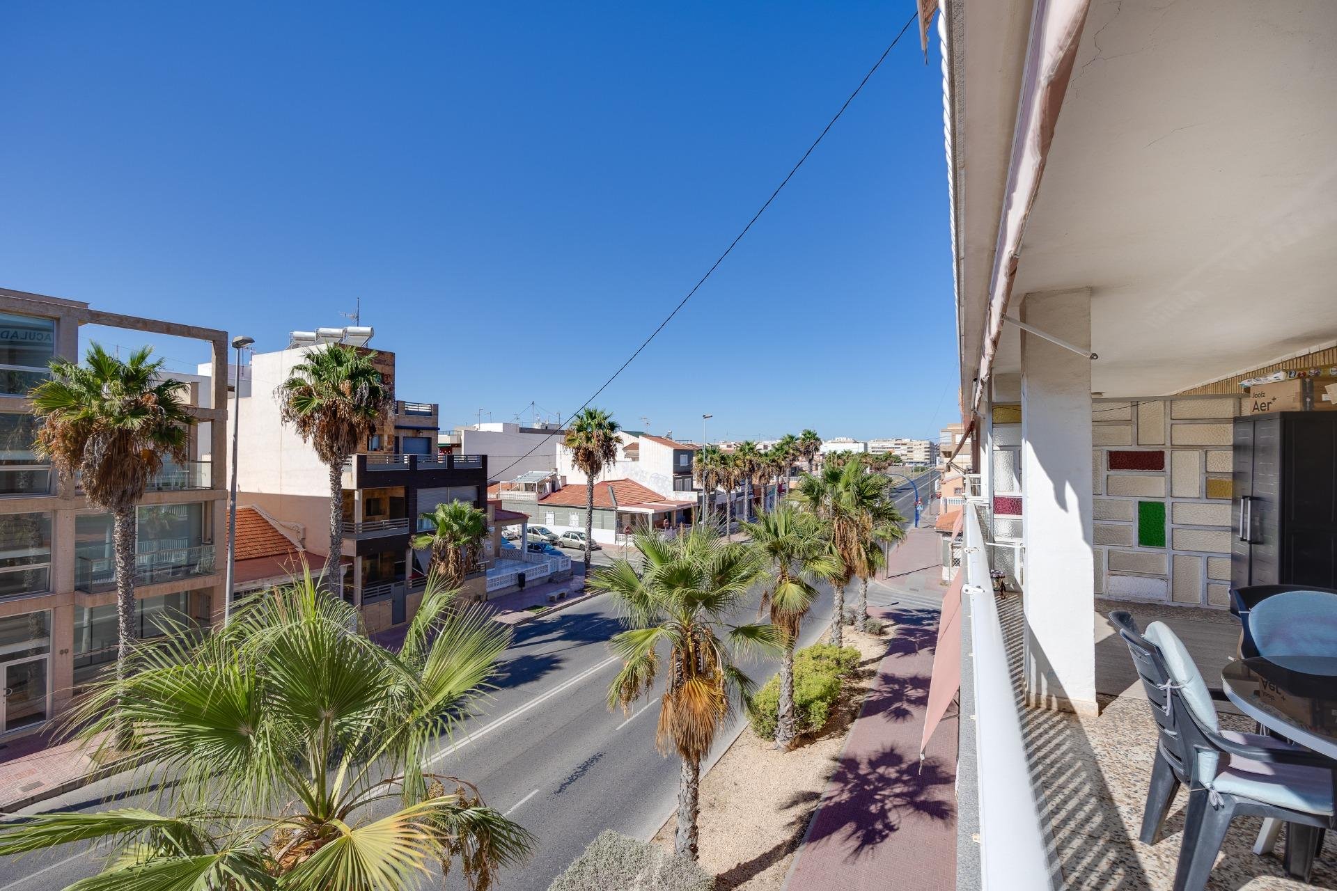Segunda mano - Apartamento -
Torrevieja - Playa de los Naufragos