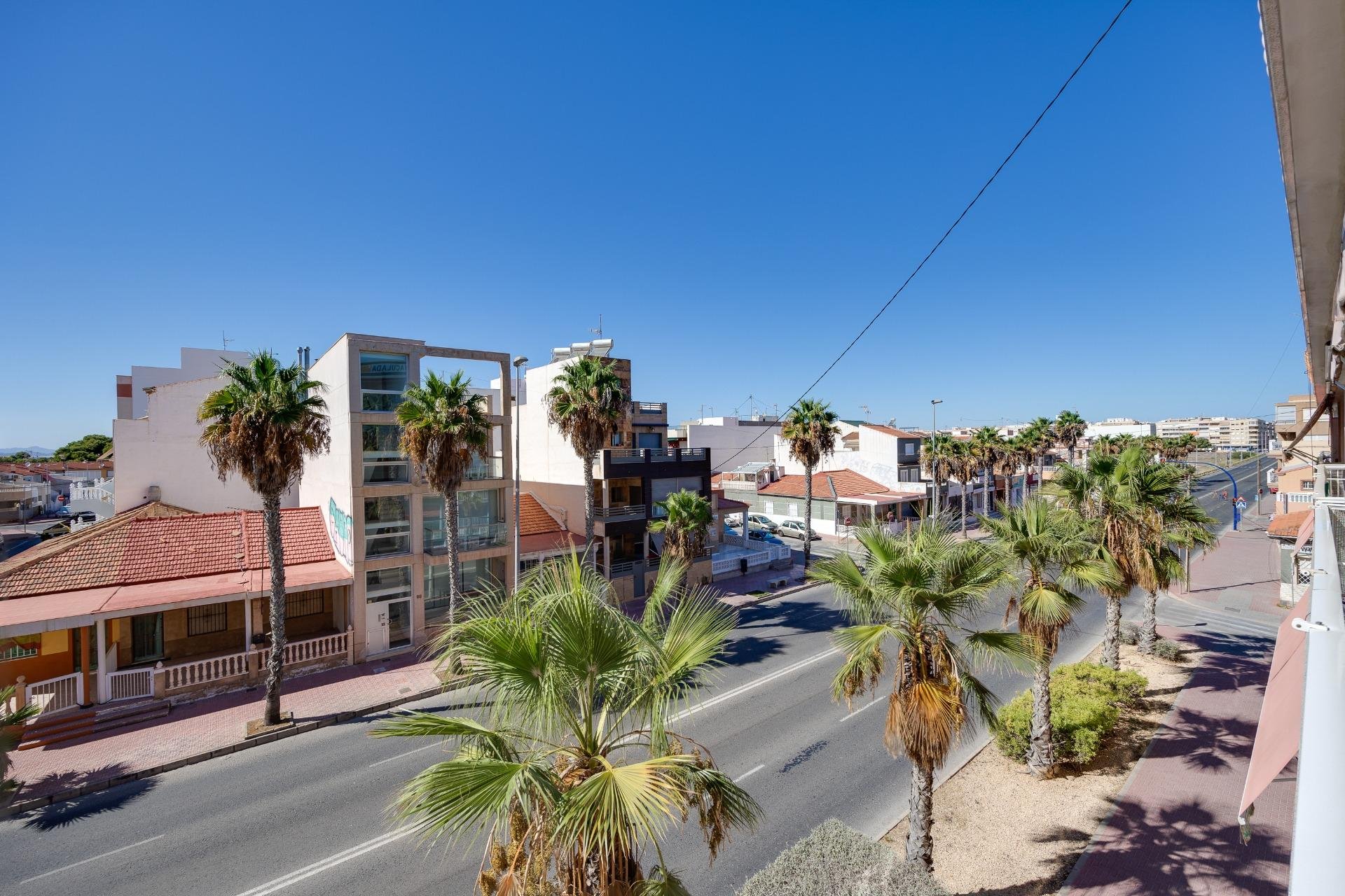 Segunda mano - Apartamento -
Torrevieja - Playa de los Naufragos