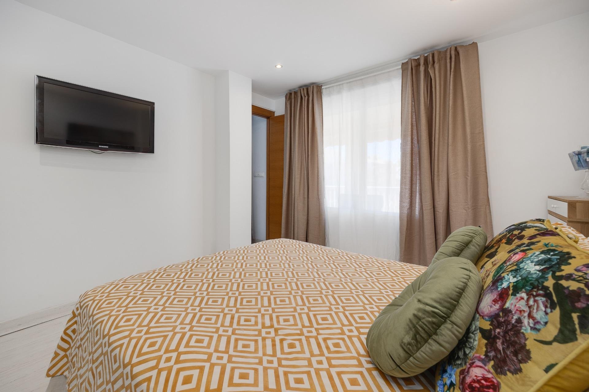 Segunda mano - Apartamento -
Torrevieja - Playa de los Naufragos