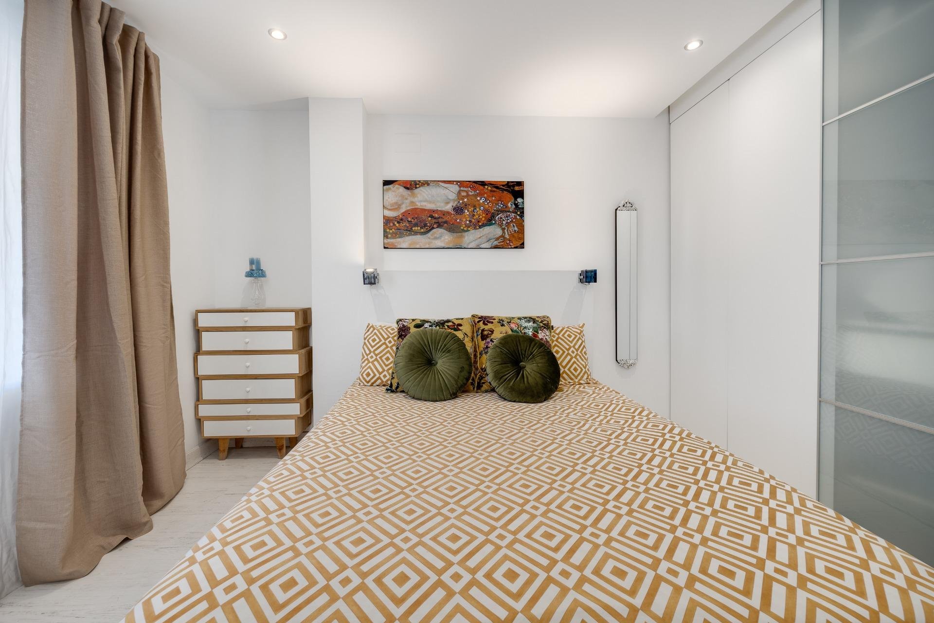 Segunda mano - Apartamento -
Torrevieja - Playa de los Naufragos