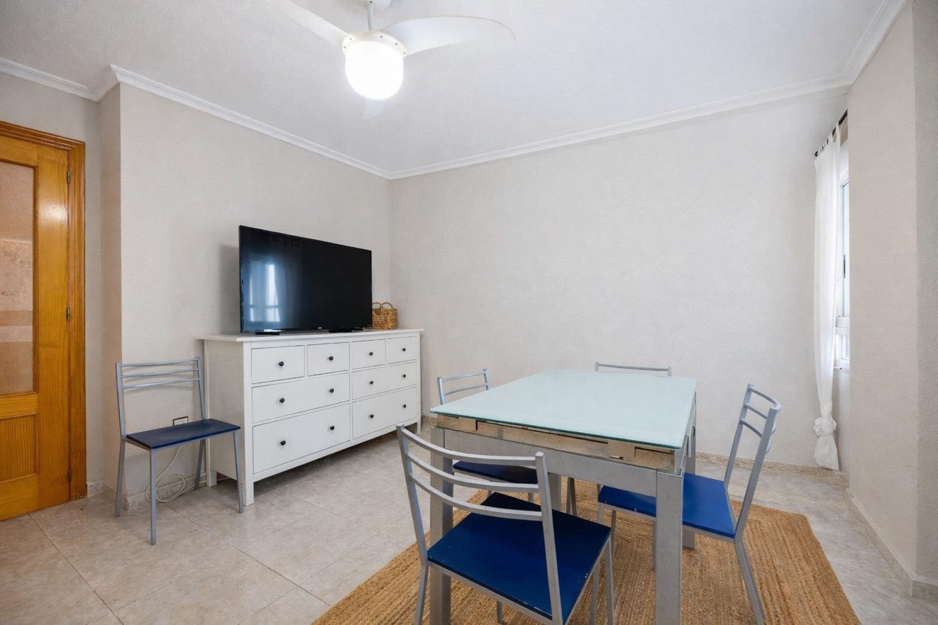 Segunda mano - Apartamento -
Torrevieja - Playa de los Naufragos