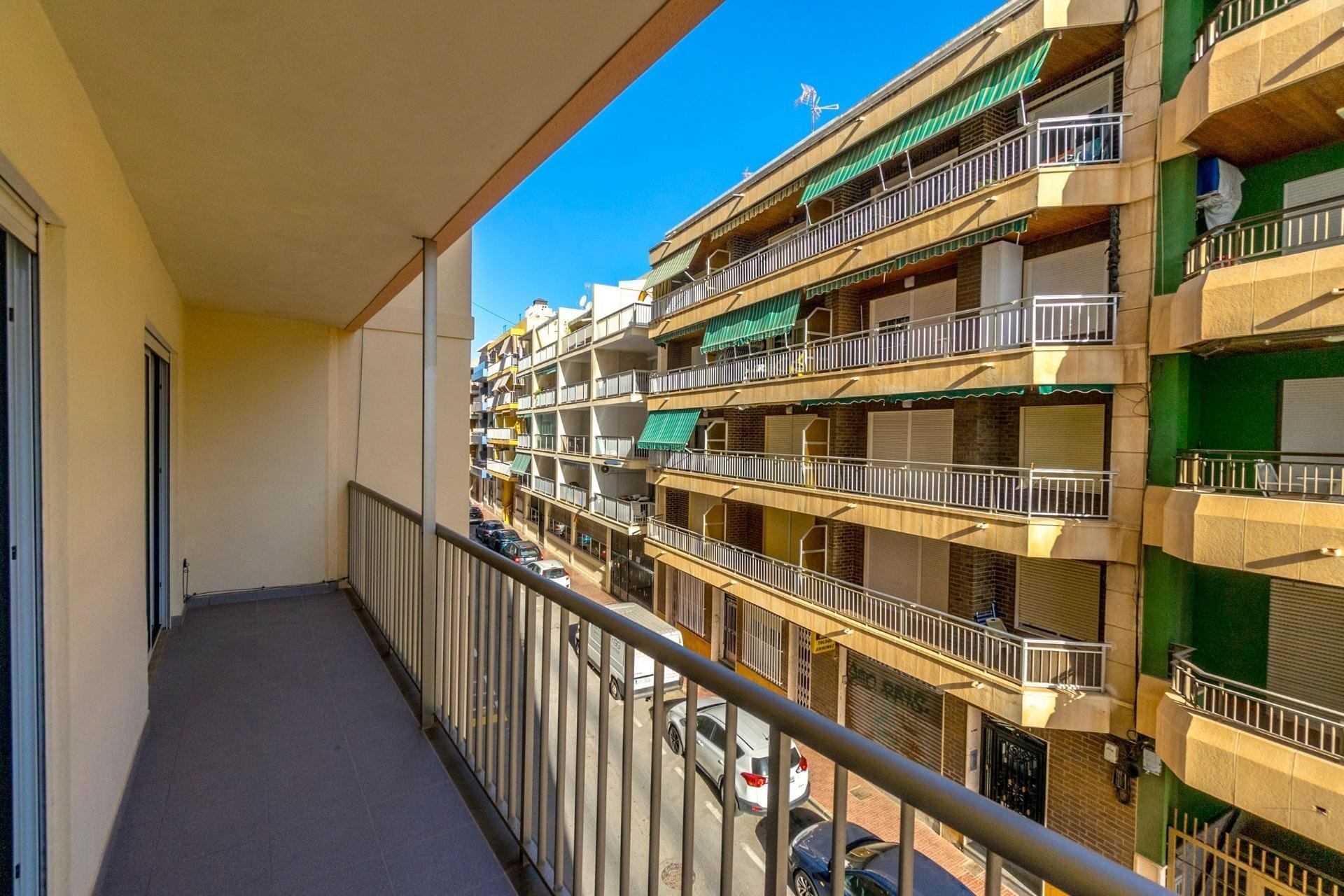Segunda mano - Apartamento -
Torrevieja - Playa del Cura