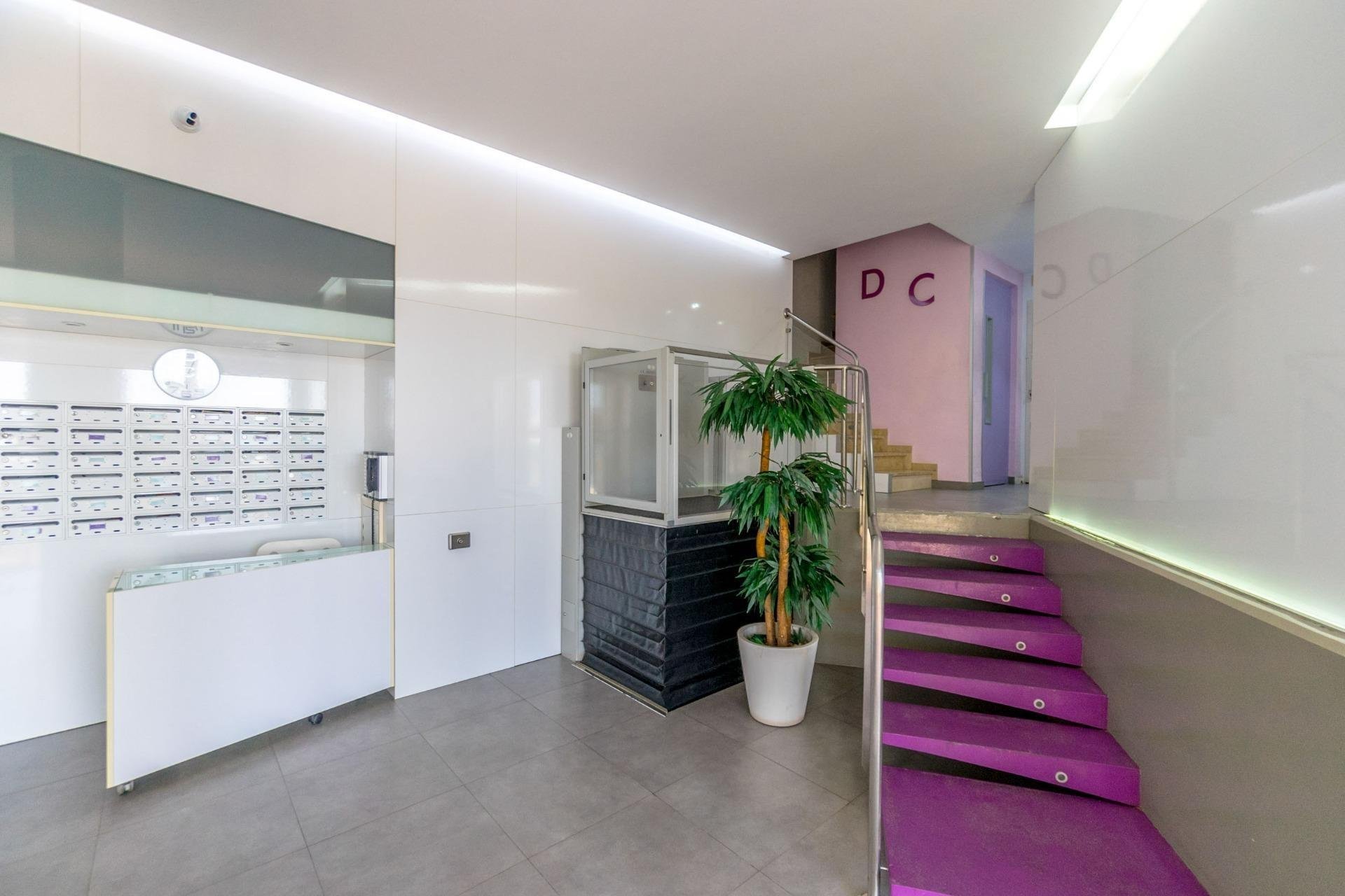 Segunda mano - Apartamento -
Torrevieja - Playa del Cura