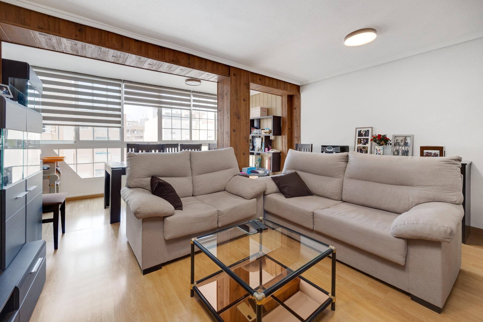 Segunda mano - Apartamento -
Torrevieja - Playa del Cura