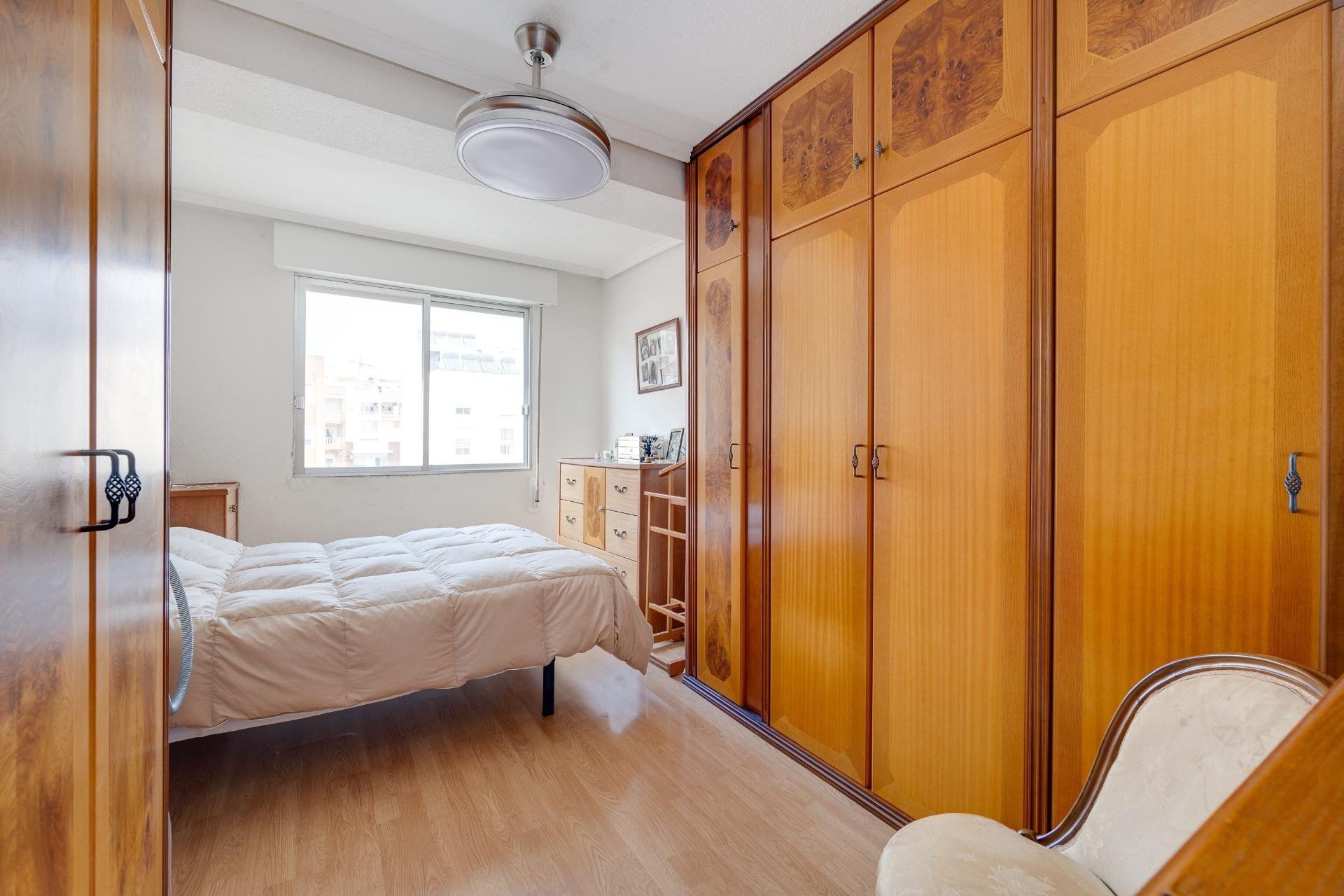 Segunda mano - Apartamento -
Torrevieja - Playa del Cura
