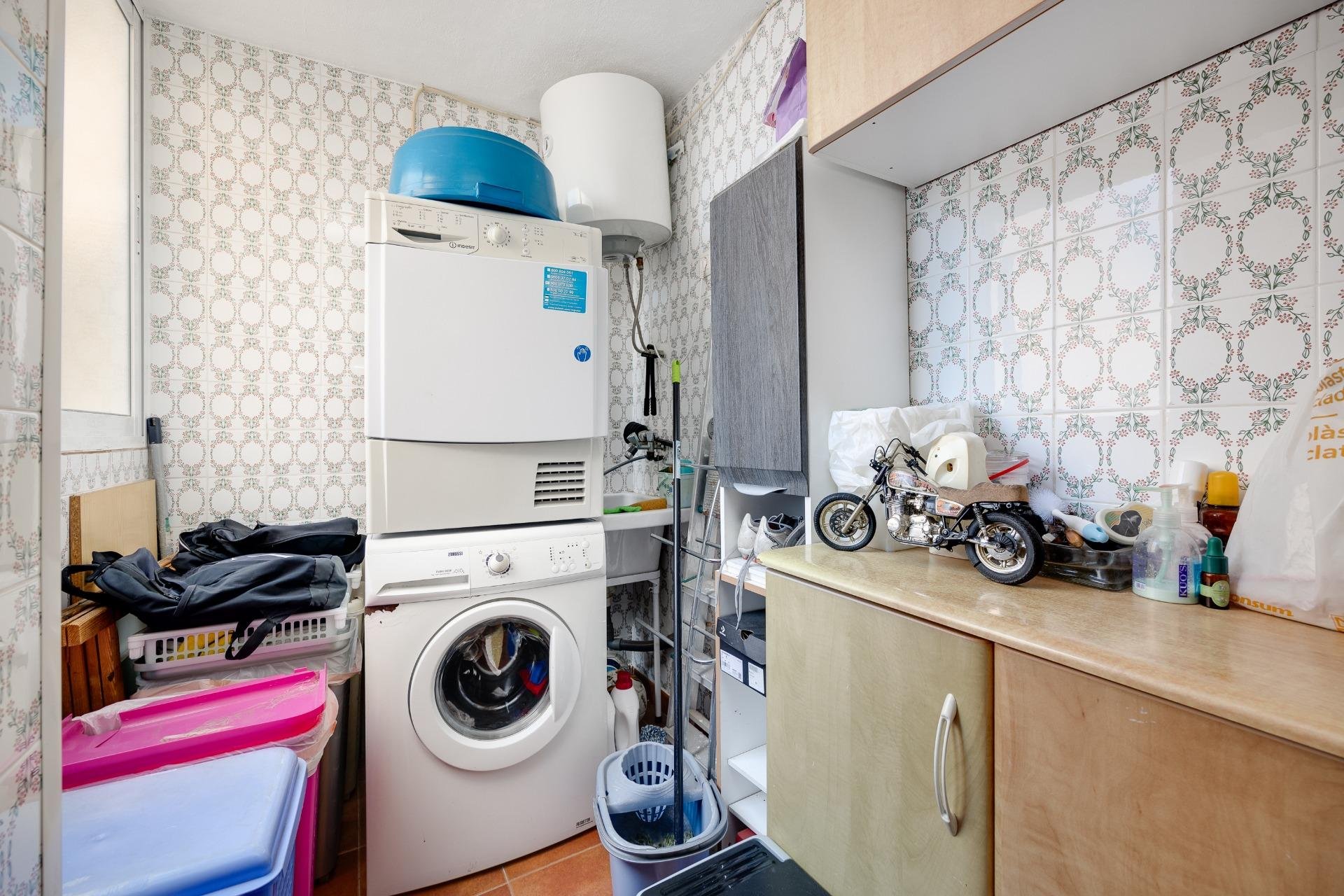 Segunda mano - Apartamento -
Torrevieja - Playa del Cura
