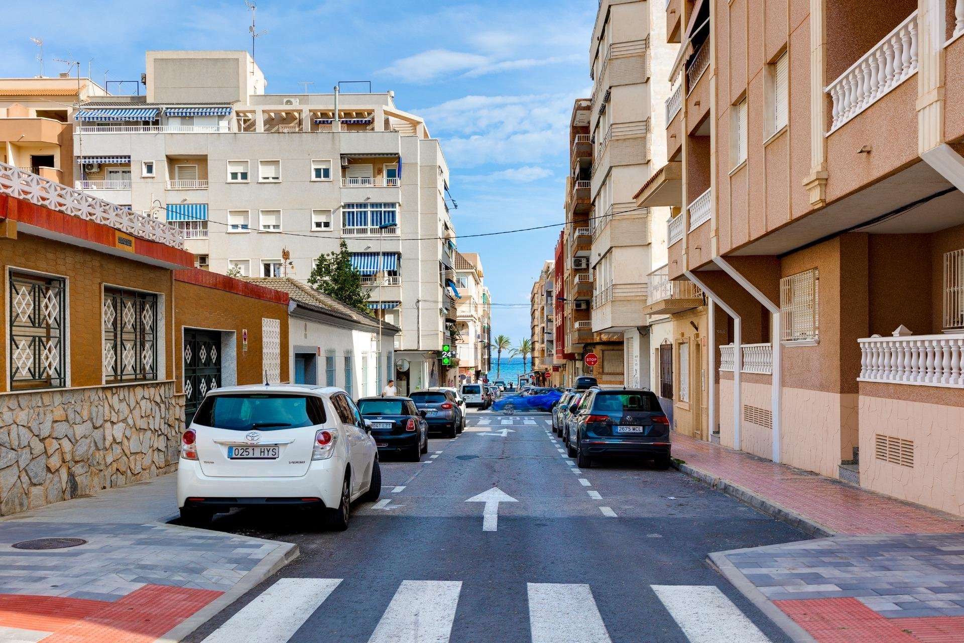 Segunda mano - Apartamento -
Torrevieja - Playa del Cura