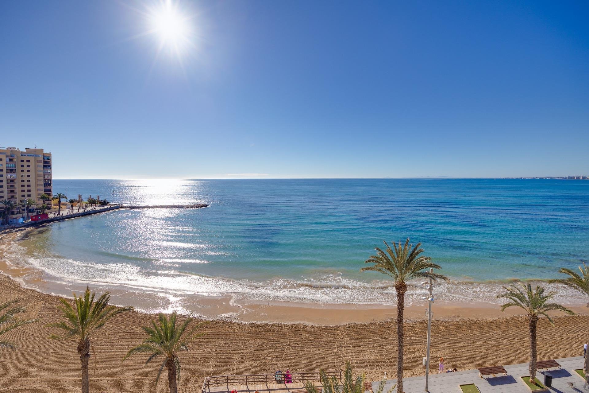 Segunda mano - Apartamento -
Torrevieja - Playa del Cura