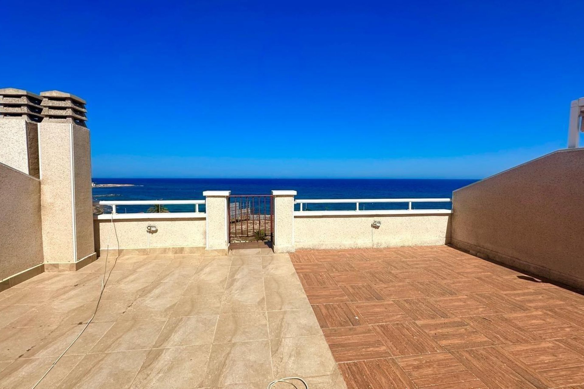 Segunda mano - Apartamento -
Torrevieja - Playa del Cura