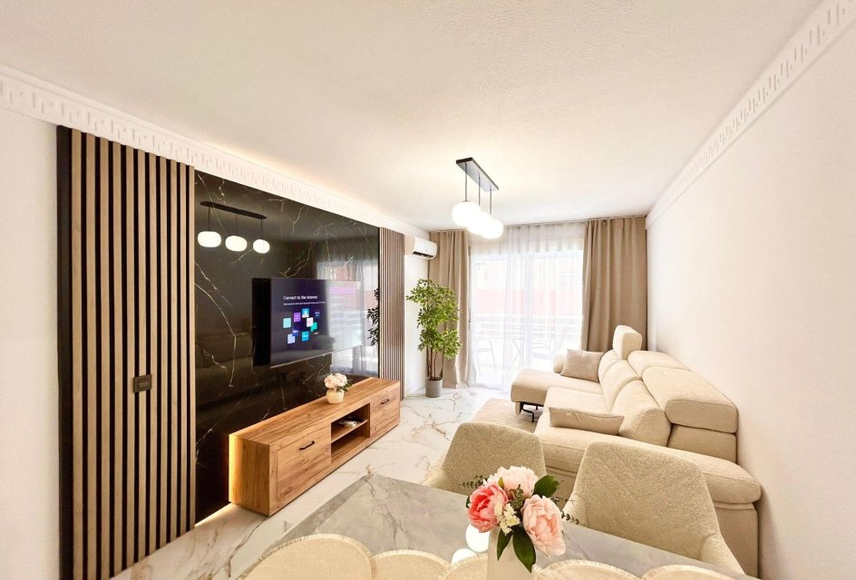 Segunda mano - Apartamento -
Torrevieja - Playa del Cura
