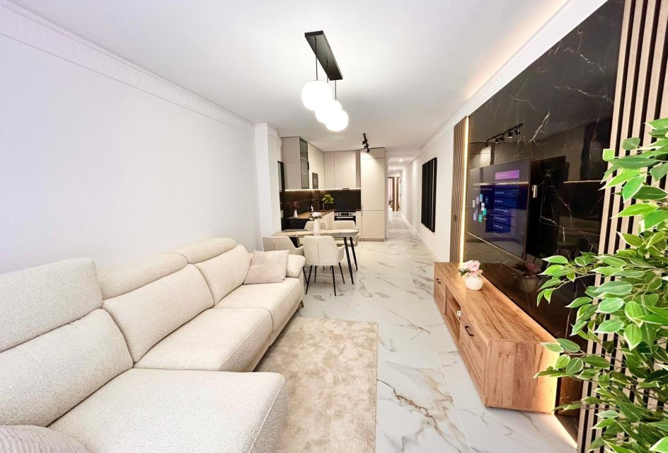 Segunda mano - Apartamento -
Torrevieja - Playa del Cura