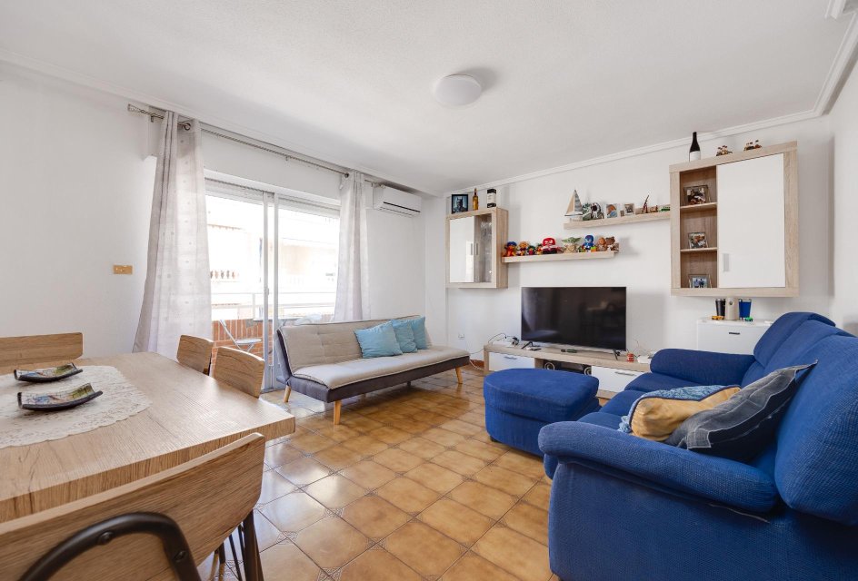 Segunda mano - Apartamento -
Torrevieja - Playa del Cura