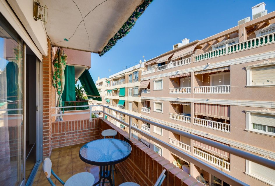 Segunda mano - Apartamento -
Torrevieja - Playa del Cura