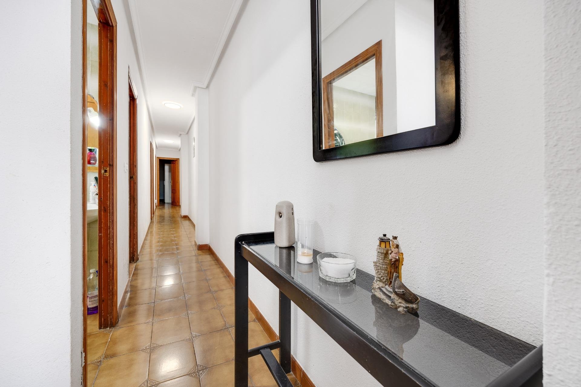 Segunda mano - Apartamento -
Torrevieja - Playa del Cura