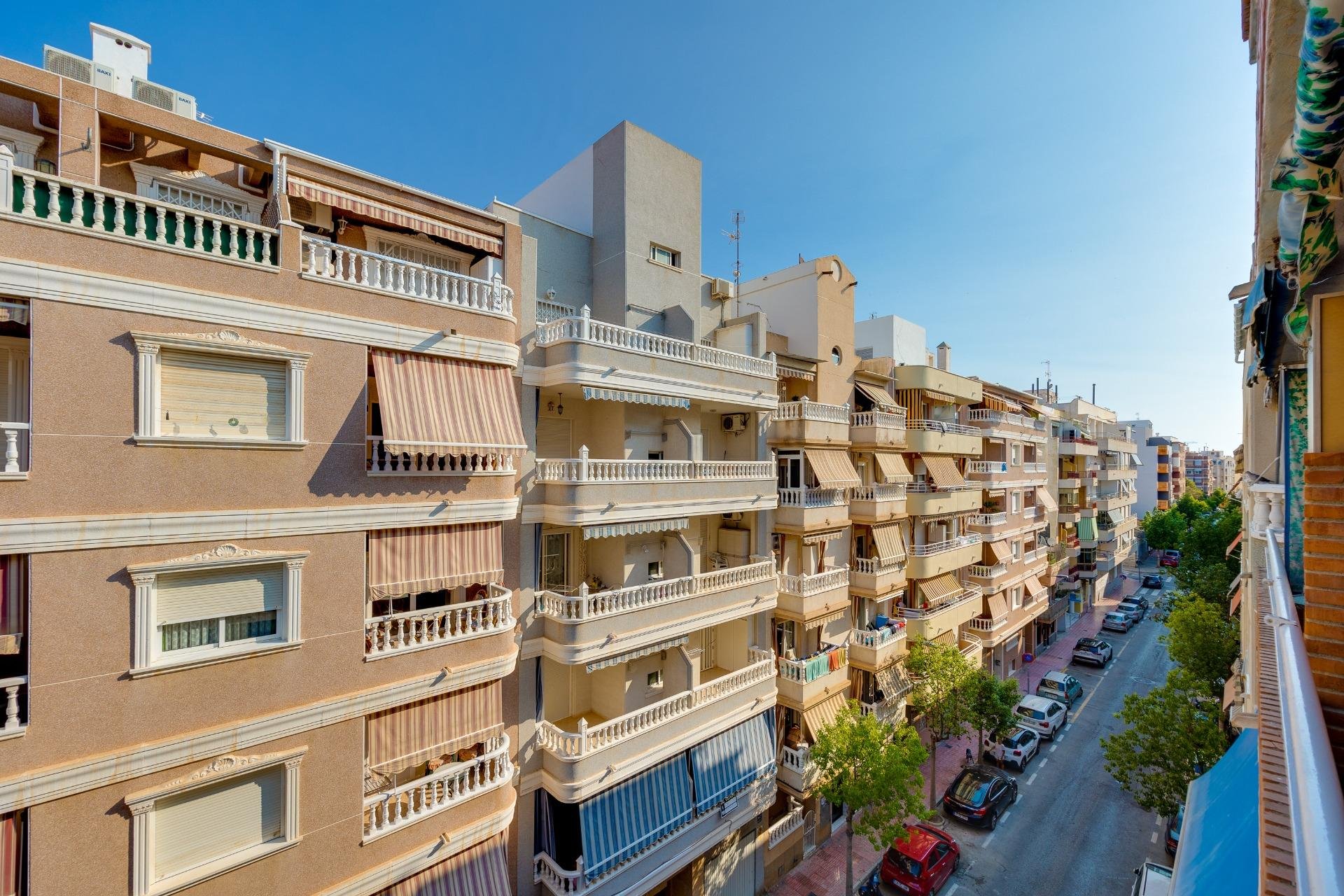 Segunda mano - Apartamento -
Torrevieja - Playa del Cura