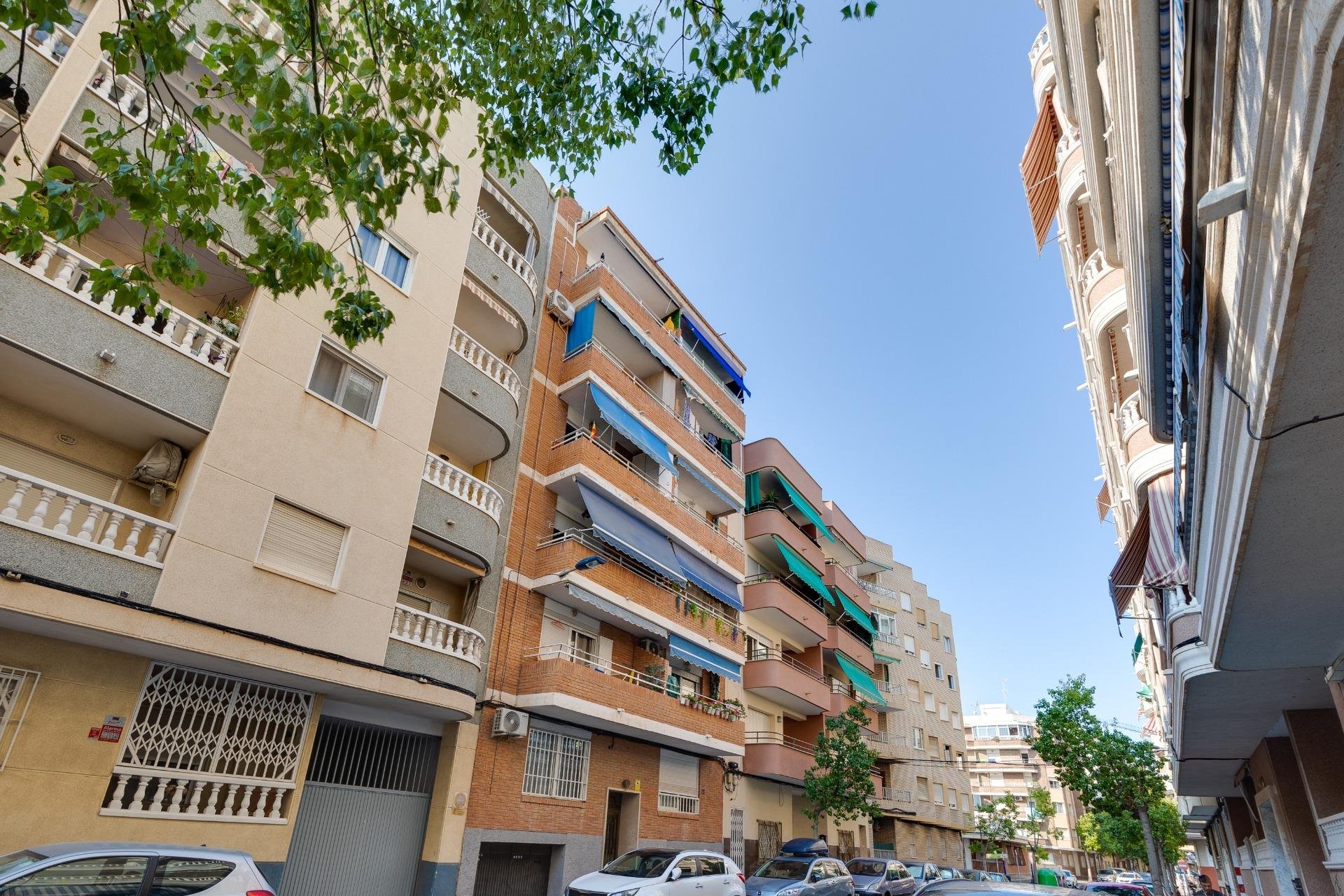 Segunda mano - Apartamento -
Torrevieja - Playa del Cura