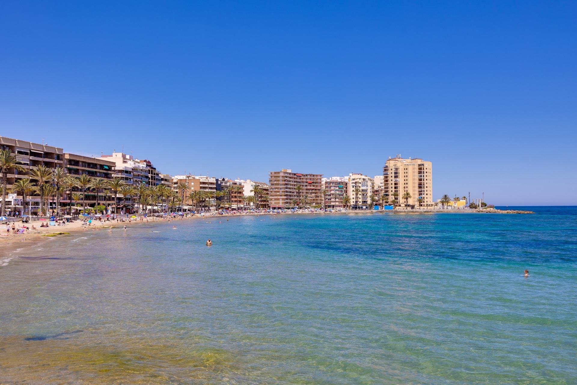 Segunda mano - Apartamento -
Torrevieja - Playa del Cura