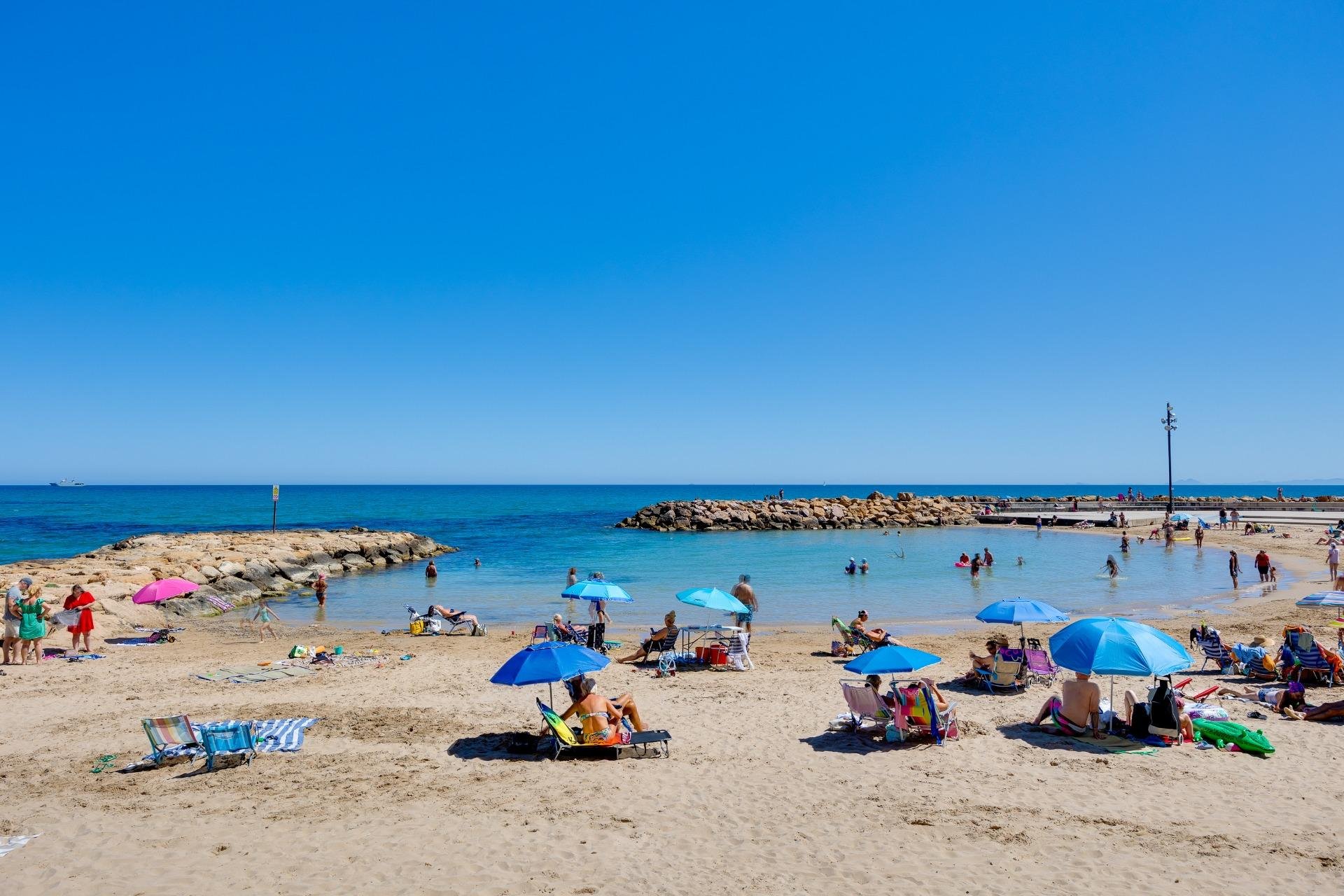 Segunda mano - Apartamento -
Torrevieja - Playa del Cura