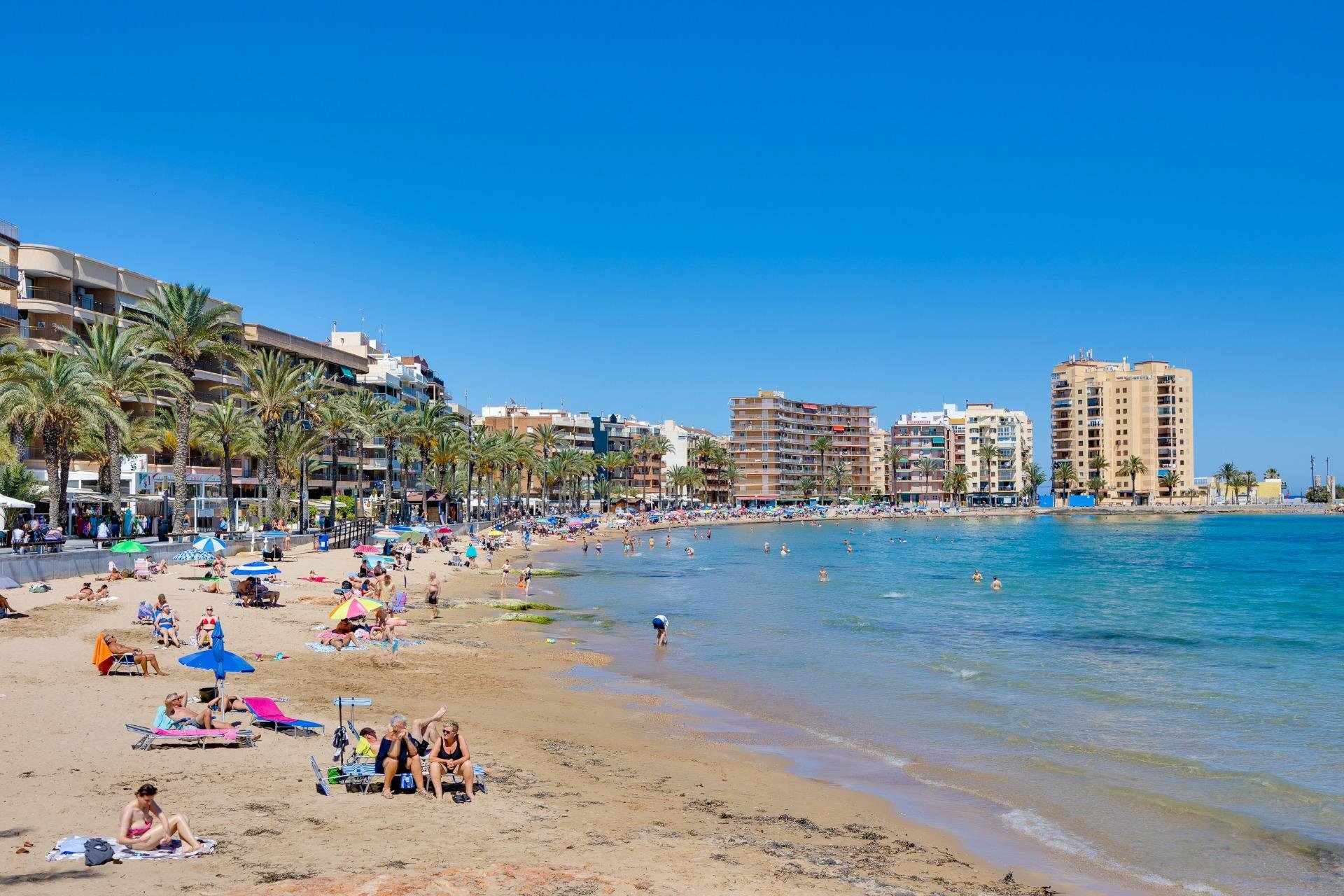 Segunda mano - Apartamento -
Torrevieja - Playa del Cura