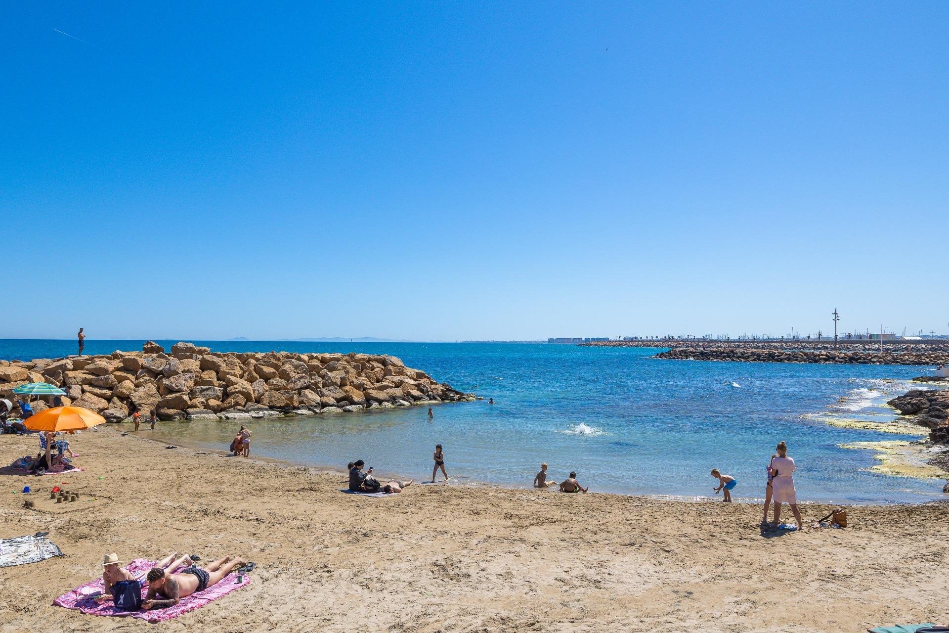 Segunda mano - Apartamento -
Torrevieja - Playa del Cura