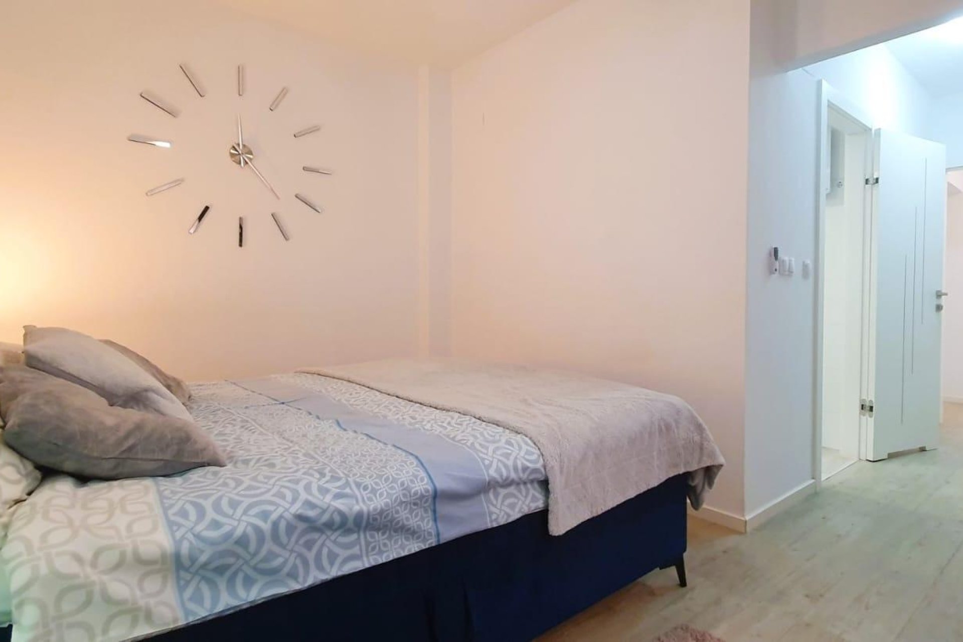 Segunda mano - Apartamento -
Torrevieja - Playa del Cura