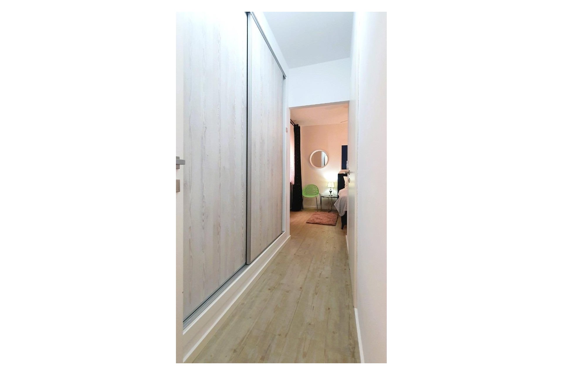 Segunda mano - Apartamento -
Torrevieja - Playa del Cura